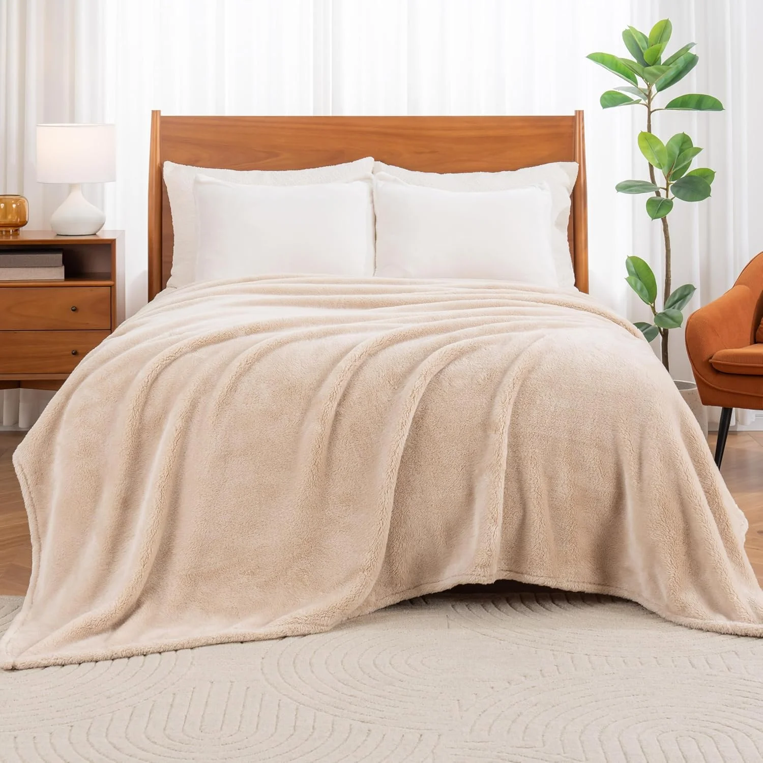 پتوی مخمل خواب دار فوق العاده نرم Berkshire Blanket Classic، پتوی سایز کوئین، پتوی نرم و پشمالو با موهای بلند برای تخت مبل، خاکی چینی، 90x90 اینچ