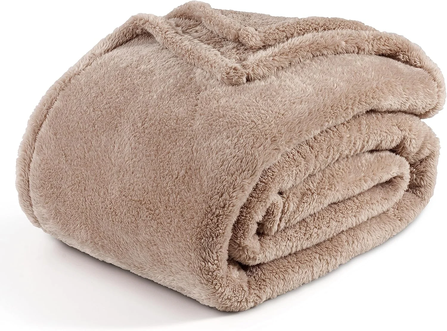 پتوی تخت خواب سایز کینگ Berkshire Blanket Classic Extra-Fluffy™ Plush، پتوی نرم و کرکی مو بلند برای مبل، بادامی، 90x108 اینچ