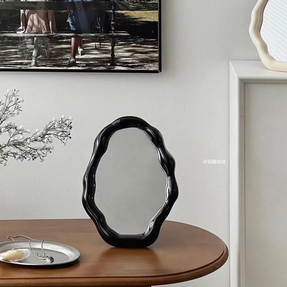 آینه آرایشی ابری برای میز، آینه رومیزی کوچک و زیبا با پایه قابل تنظیم، آینه های دکوری شیک برای دفتر، اتاق نشیمن، اتاق خواب (مشکی) آینه آرایشی ابری برای میز، آینه رومیزی کوچک و زیبا با پایه قابل تنظیم، آینه های دکوری شیک برای دفتر، اتاق نشیمن، اتاق خواب (مشکی)