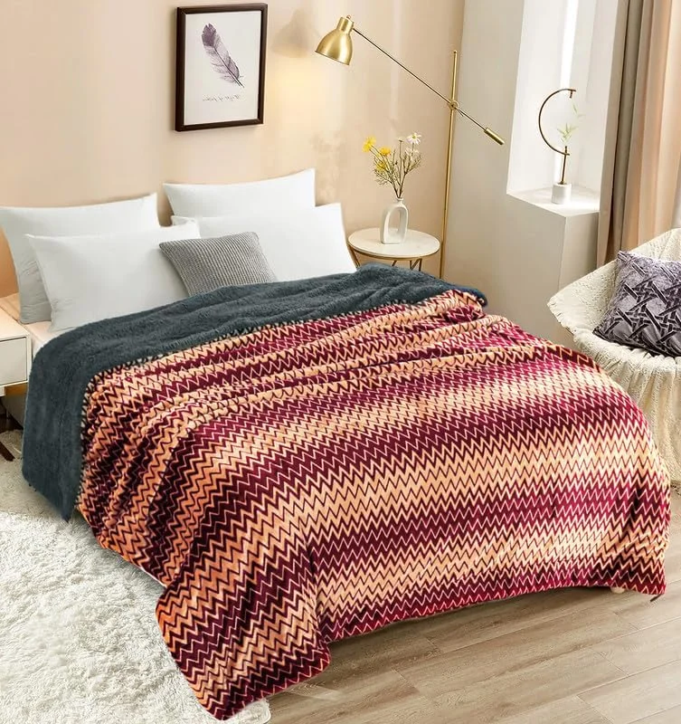 پتو مایکرو مینک پلی استر BSB Home® مناسب زمستان/هوای معتدل، شرپا فوق العاده نرم/گرم، فلانل ژاکارد پولیش/چاپ شده، مارون و خاکستری، اندازه 150X225 سانتی متر (تقریباً 4.7 x 7 فوت) (تک نفره)، سازگار با پوست