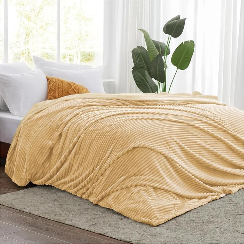 پتوی پشمی طرح مدادی BSB HOME - 220 x 230 سانتی متر، نرم، لطیف، کرکی، پتوی دو رو مناسب فصل/تهویه مطبوع و زمستان ملایم - رنگ بژ، مناسب تخت دو نفره، وزن - 2.2 کیلوگرم