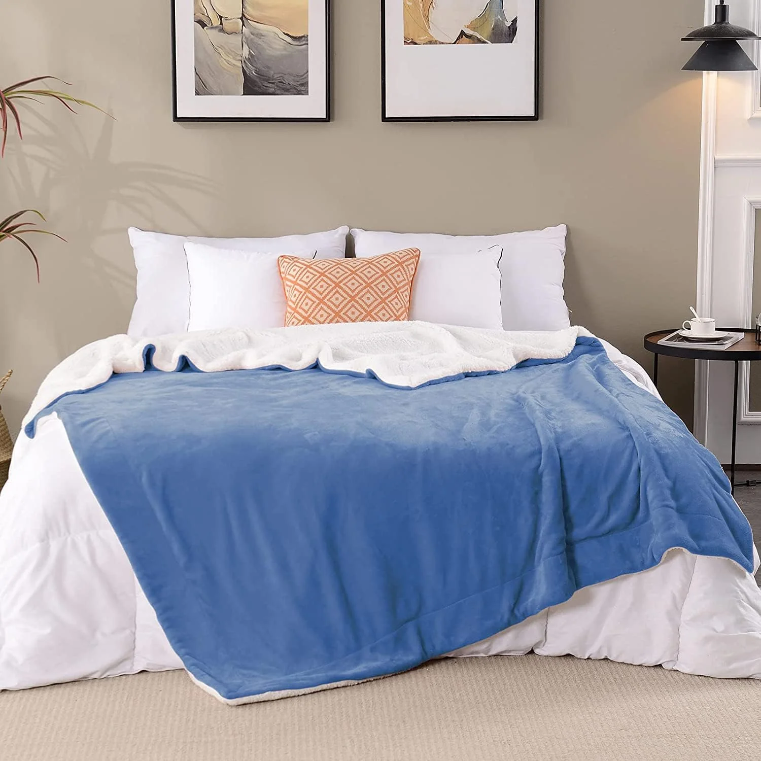 پتوهای شرپای زمستانی ضخیم BSB HOME، پتوی مخمل خواب دار نرم و کرکی سایز کینگ، پتوهای خاکستری دنج و لطیف برای بزرگسالان روی مبل، تخت و کاناپه (229 X 254 سانتی متر، رنگ آبی)، 300 تراکم