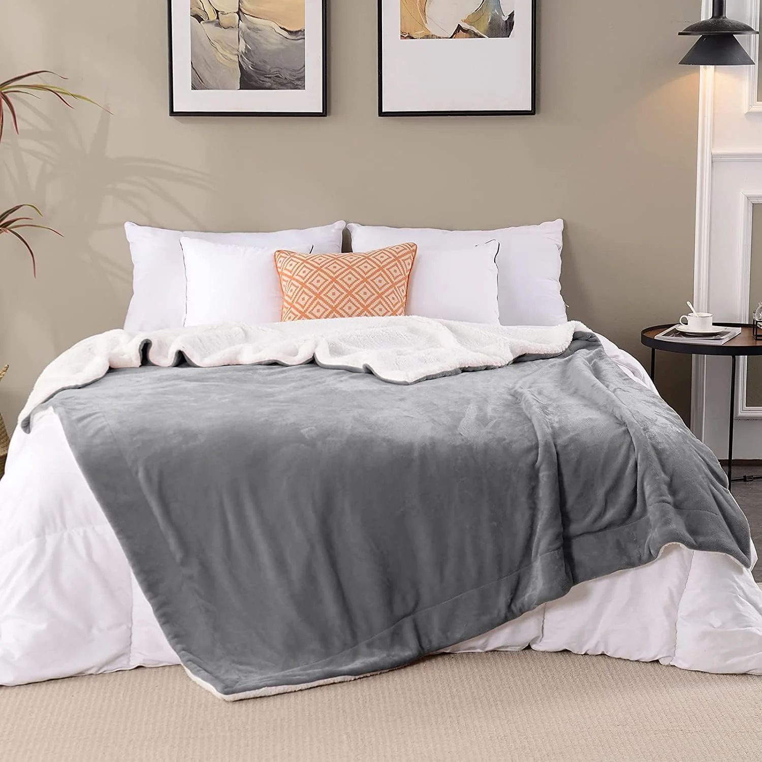 پتوهای شرپای زمستانی ضخیم BSB HOME، پتوی مخمل خواب دار نرم و کرکی سایز کینگ، پتوهای خاکستری دنج و لطیف برای بزرگسالان روی تخت مبل (228.6 * 254 سانتی متر، رنگ خاکستری)، 300 تراکم