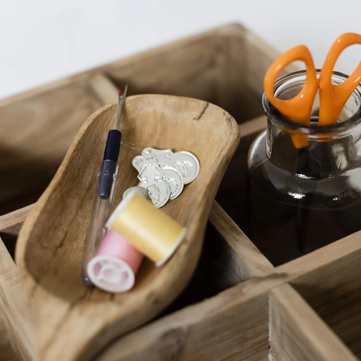 مجموعه 4 عددی Korbond – بشکاف، انگشتانه (سایز 10) و 3 عدد سوزن نخ کن، لوازم ضروری برای خیاطی، خیاطی سفارشی، صنایع دستی، خیاطی با دست، پارچه های ضخیم، لحاف دوزی، گلدوزی مجموعه 4 عددی Korbond – بشکاف، انگشتانه (سایز 10) و 3 عدد سوزن نخ کن، لوازم ضروری برای خیاطی، خیاطی سفارشی، صنایع دستی، خیاطی با دست، پارچه های ضخیم، لحاف دوزی، گلدوزی