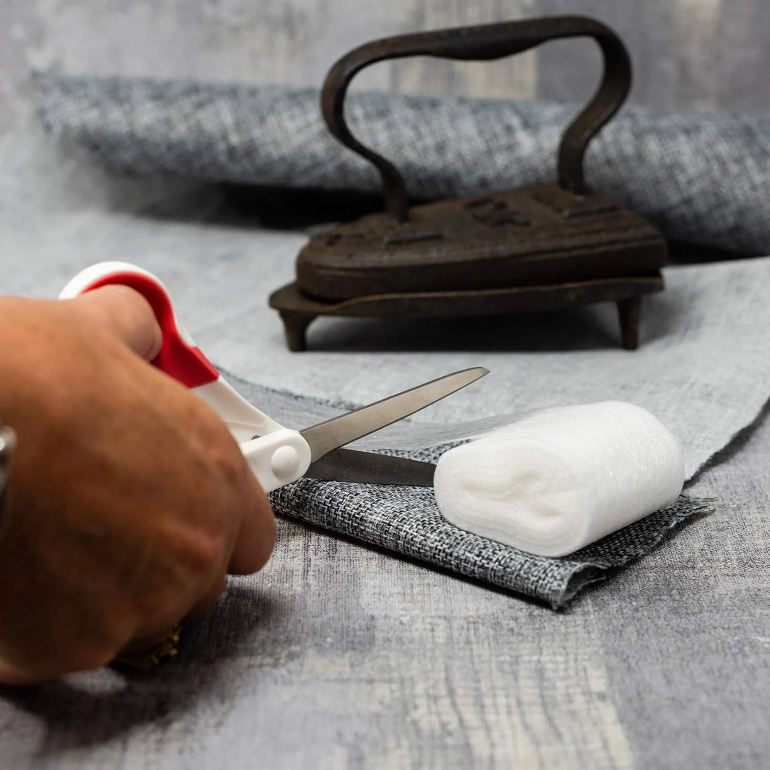 نوار لبه چسبی فوق عریض کرباند - 60 میلی متر × 8 متر - نوار تعمیر نامرئی برای پرده های پارچه ای - نوار لبه اتویی - نوار پارچه ای چسبی بدون نیاز به دوخت، نوار تسمه ای، نوار لبه