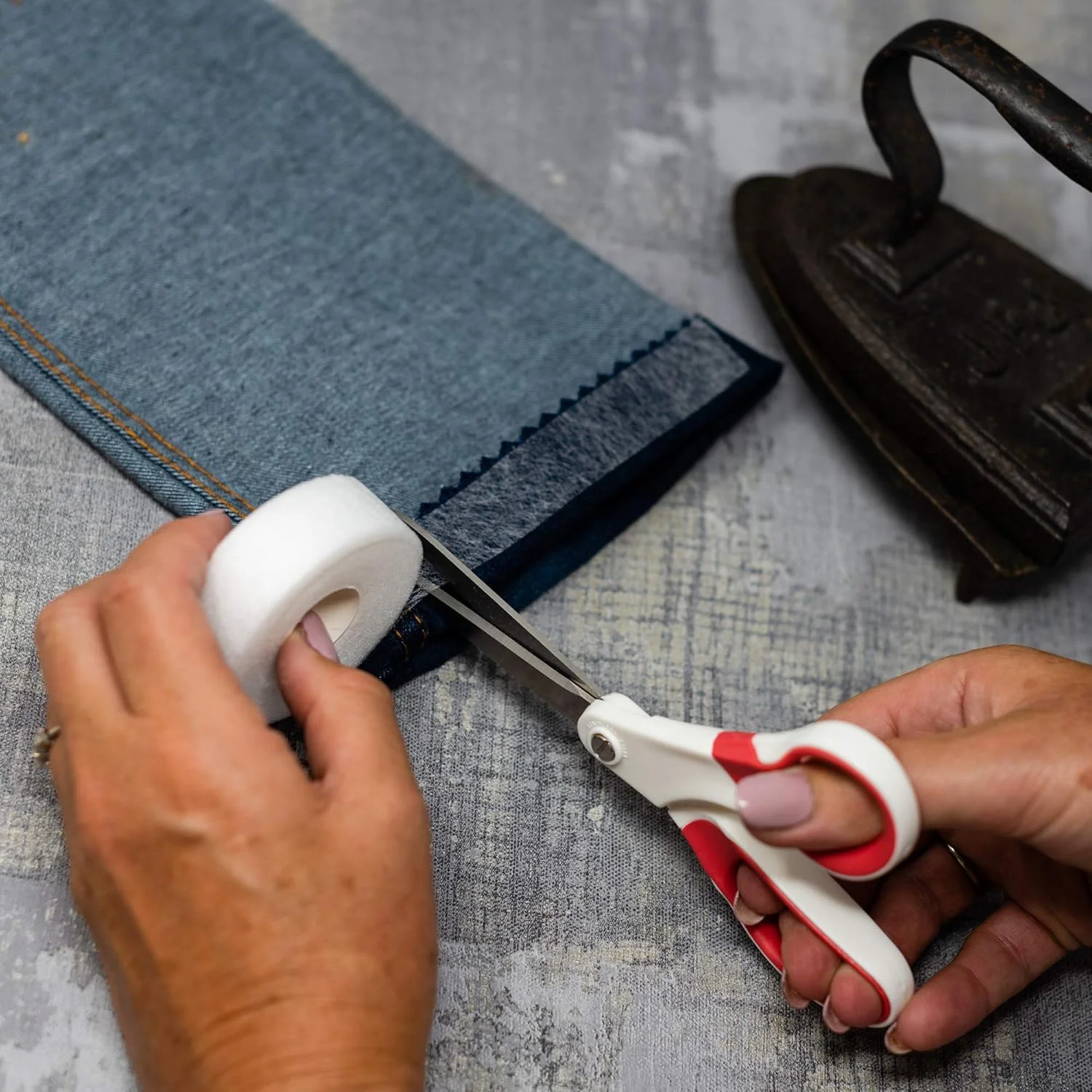 نوار چسب پارچه ای Korbond، طول 10 متر، عرض 2 سانتی متر - سفید - نوار لبه چسبی اتویی - بدون نیاز به دوخت، نوار پارچه ای چسبی، نوار لبه نوار چسب پارچه ای Korbond، طول 10 متر، عرض 2 سانتی متر - سفید - نوار لبه چسبی اتویی - بدون نیاز به دوخت، نوار پارچه ای چسبی، نوار لبه