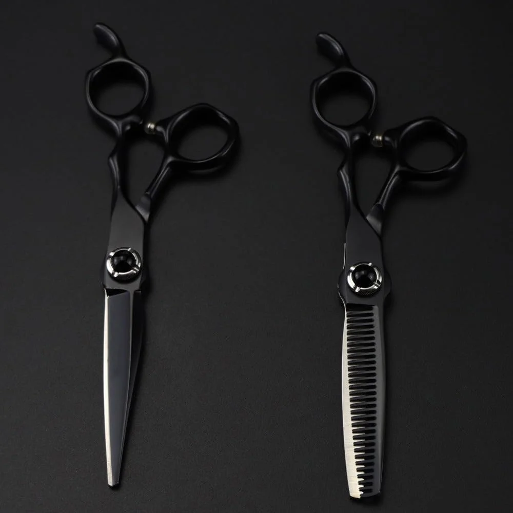 قیچی آرایشگری مو، قیچی 6 اینچی فولاد JP، قیچی مو مشکی، قیچی آرایشگری T، قیچی برش مو، ست قیچی آرایشگری (تک رنگ - ست) قیچی آرایشگری مو، قیچی 6 اینچی فولاد JP، قیچی مو مشکی، قیچی آرایشگری T، قیچی برش مو، ست قیچی آرایشگری (تک رنگ - ست)