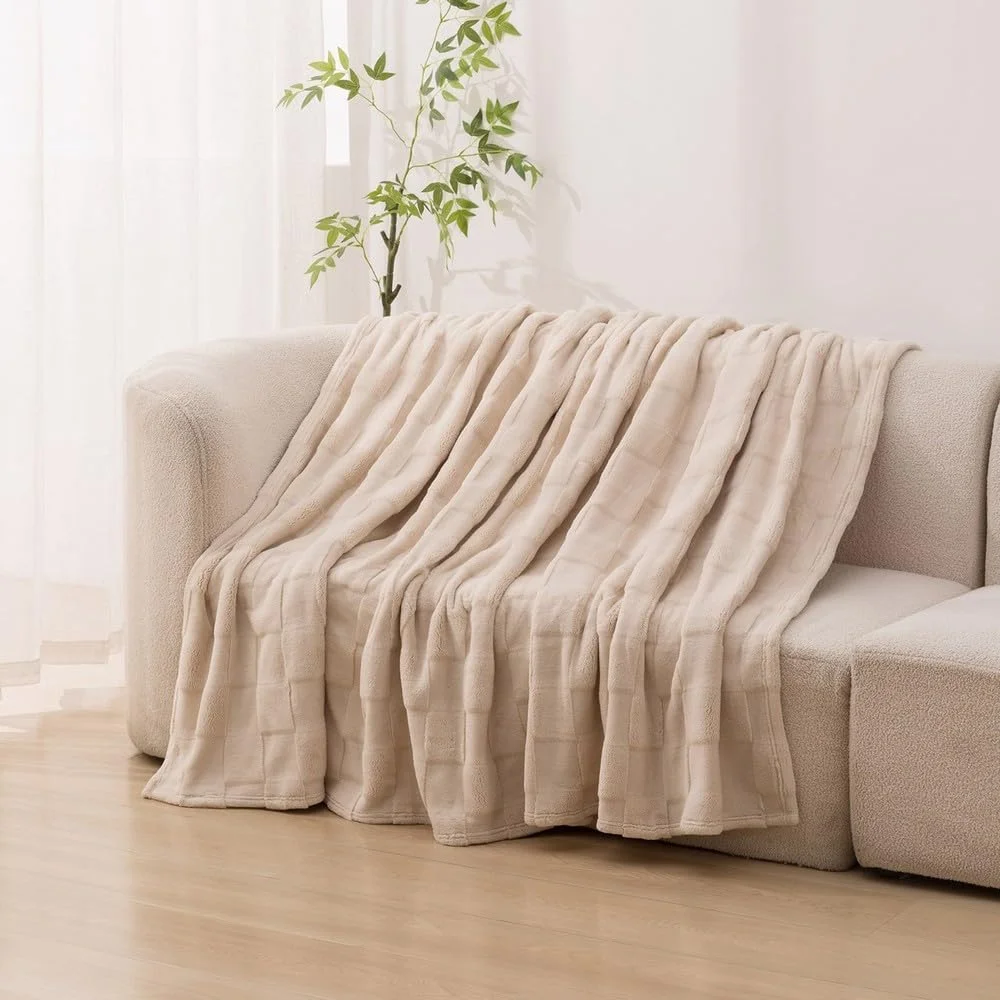 پتو یک لایه کویین خز خرگوشی طرح ابر هوم باکس - 200x220 سانتی متر پتو یک لایه کویین خز خرگوشی طرح ابر هوم باکس - 200x220 سانتی متر