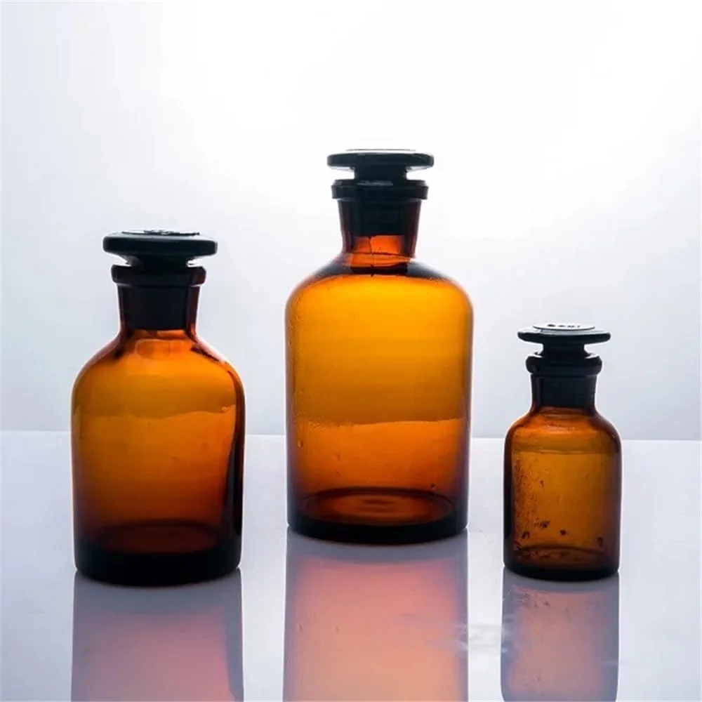 تجهیزات آزمایشگاهی - بطری دهانه باریک 2500 میلی لیتری، شیشه ای قهوه ای رنگ 2.5 لیتری با درپوش شیشه ای