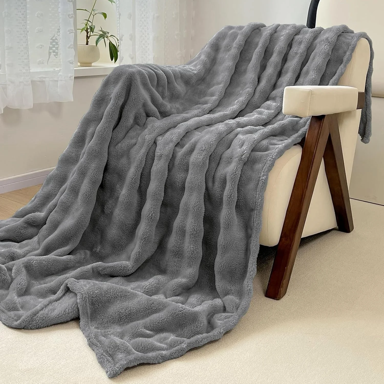 پتوی نرم و لطیف وانگز بدینگ، پتوی پشمی کرکی خاکستری تیره 200 در 220 سانتی متر، پتوی پشم حبابی برای تخت، مبل، محل کار، رو تختی مناسب برای تمام فصول