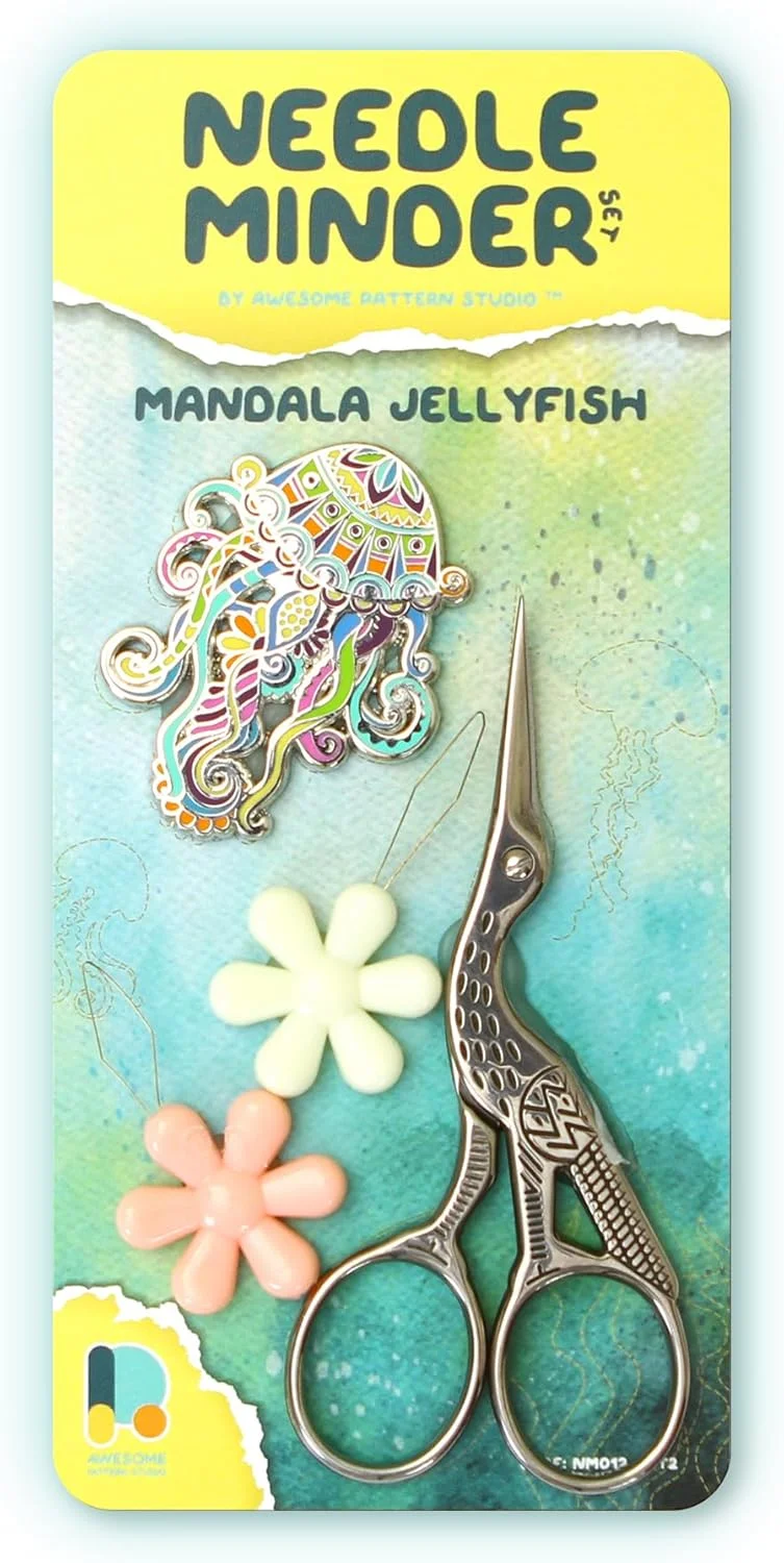 ست نگهدارنده سوزن استودیو طرح عالی - نگهدارنده سوزن مغناطیسی عروس دریایی ماندالا + 2 سوزن نخ کن + قیچی گلدوزی. سنجاق سینه میناکاری برای کوک ضربدری، گلدوزی و صنایع دستی