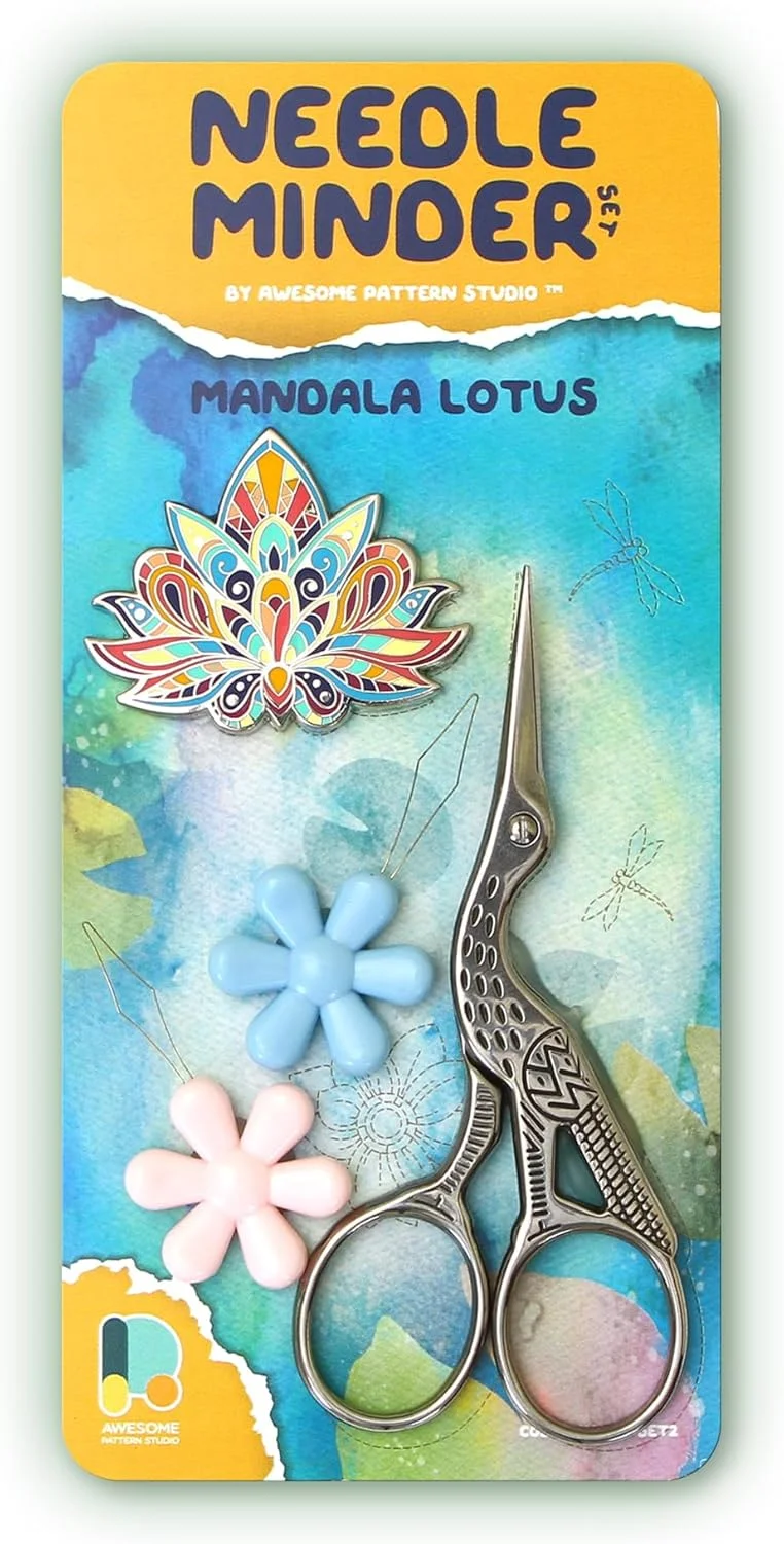 ست نگهدارنده سوزن طرح ماندالا لوتوس استودیو آوسوم پترن - نگهدارنده سوزن مغناطیسی + 2 سوزن نخ کن + قیچی گلدوزی
