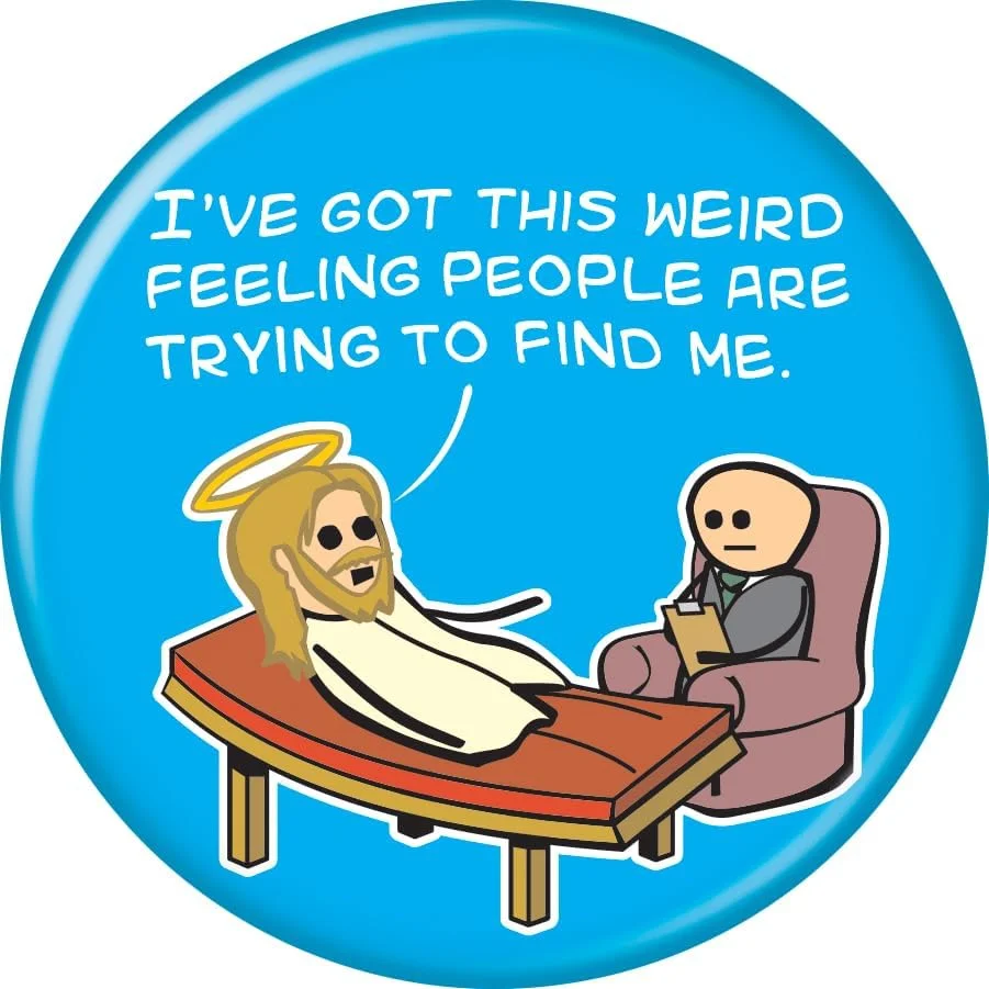 دکمه 3 اینچی Ata-Boy Cynaide and Happiness با طرح "یه حس عجیب دارم"