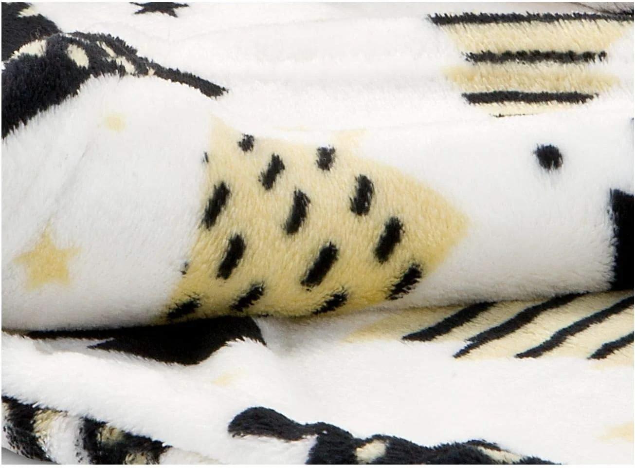 پتوی نرم و لطیف Römer Wellness، جنس 100% پلی استر، پشم فلانل، طلایی، 30 x 17 x 10 سانتی متر