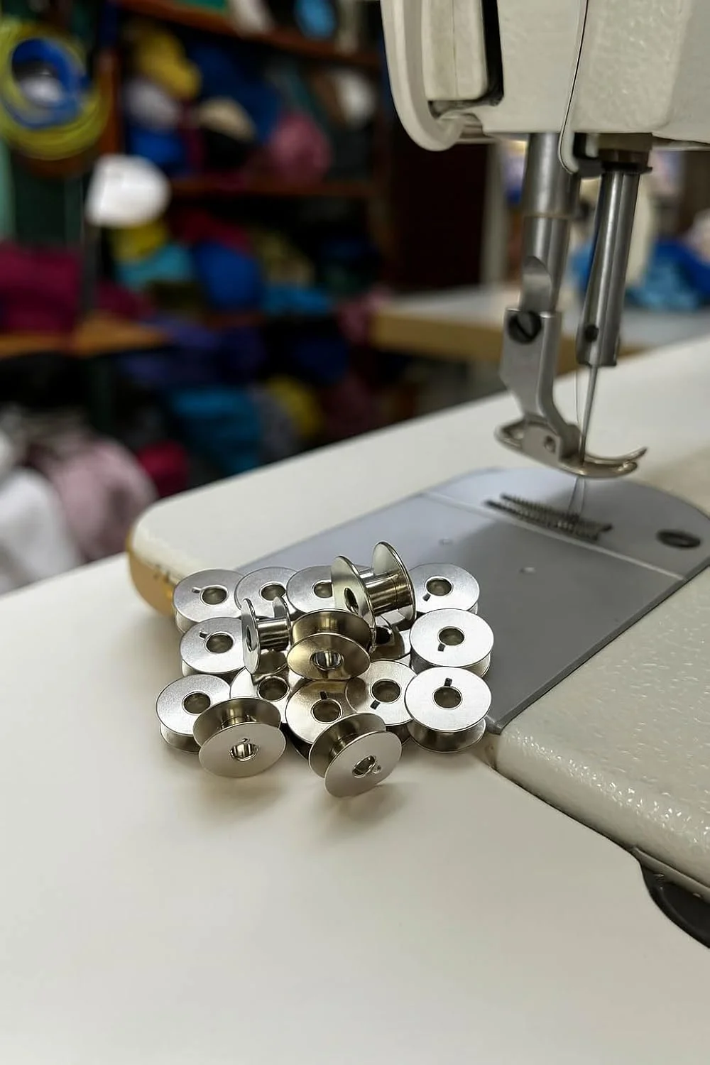 AMORNPHAN بسته 20 عددی ماسوره فلزی L سازگار با چرخ خیاطی Brother PR600 PR620 PR650 PR-1000 PQ1500 BERNINA 1000 1001 Juki TL2010Q TL2000Qi TL 98E TL98Q TL98QE AMORNPHAN بسته 20 عددی ماسوره فلزی L سازگار با چرخ خیاطی Brother PR600 PR620 PR650 PR-1000 PQ1500 BERNINA 1000 1001 Juki TL2010Q TL2000Qi TL 98E TL98Q TL98QE