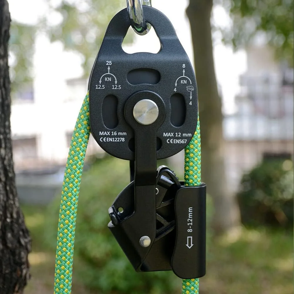 قرقره خود قفل شونده با قابلیت پیشروی و چرخش جانبی برای سیستم بالابر و حمل بار سنگین