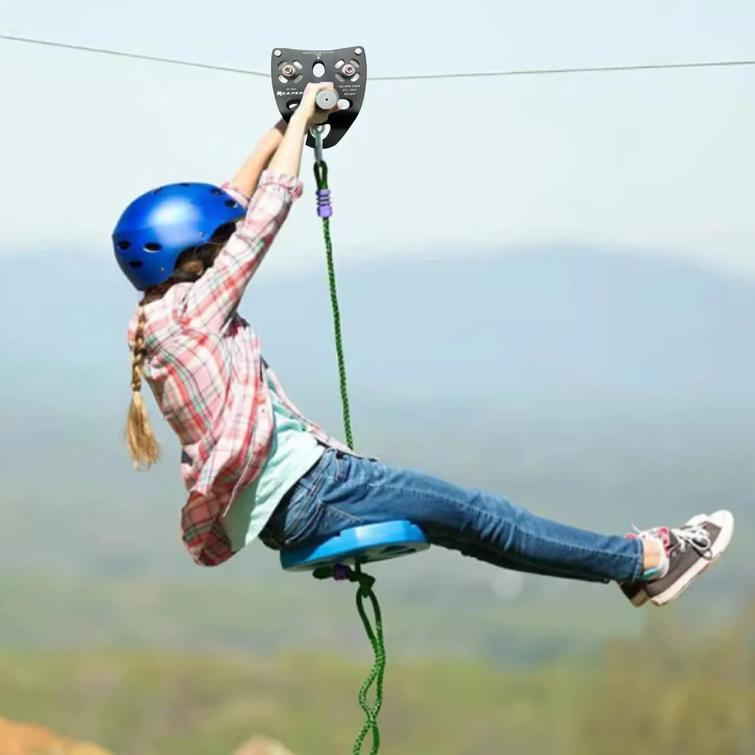 قرقره دوبل تندم S.E.PEAK با ظرفیت 45 کیلو نیوتن، ترولی زیپ لاین آلیاژ فولاد کششی بالا دارای گواهینامه CE با دسته برای زیپ لاین حیاط خلوت، مناسب برای کابل Φ9~13 میلی متر / تحمل وزن تا 4500 کیلوگرم، تجهیزات زمین بازی در فضای باز قرقره دوبل تندم S.E.PEAK با ظرفیت 45 کیلو نیوتن، ترولی زیپ لاین آلیاژ فولاد کششی بالا دارای گواهینامه CE با دسته برای زیپ لاین حیاط خلوت، مناسب برای کابل Φ9~13 میلی متر / تحمل وزن تا 4500 کیلوگرم، تجهیزات زمین بازی در فضای باز