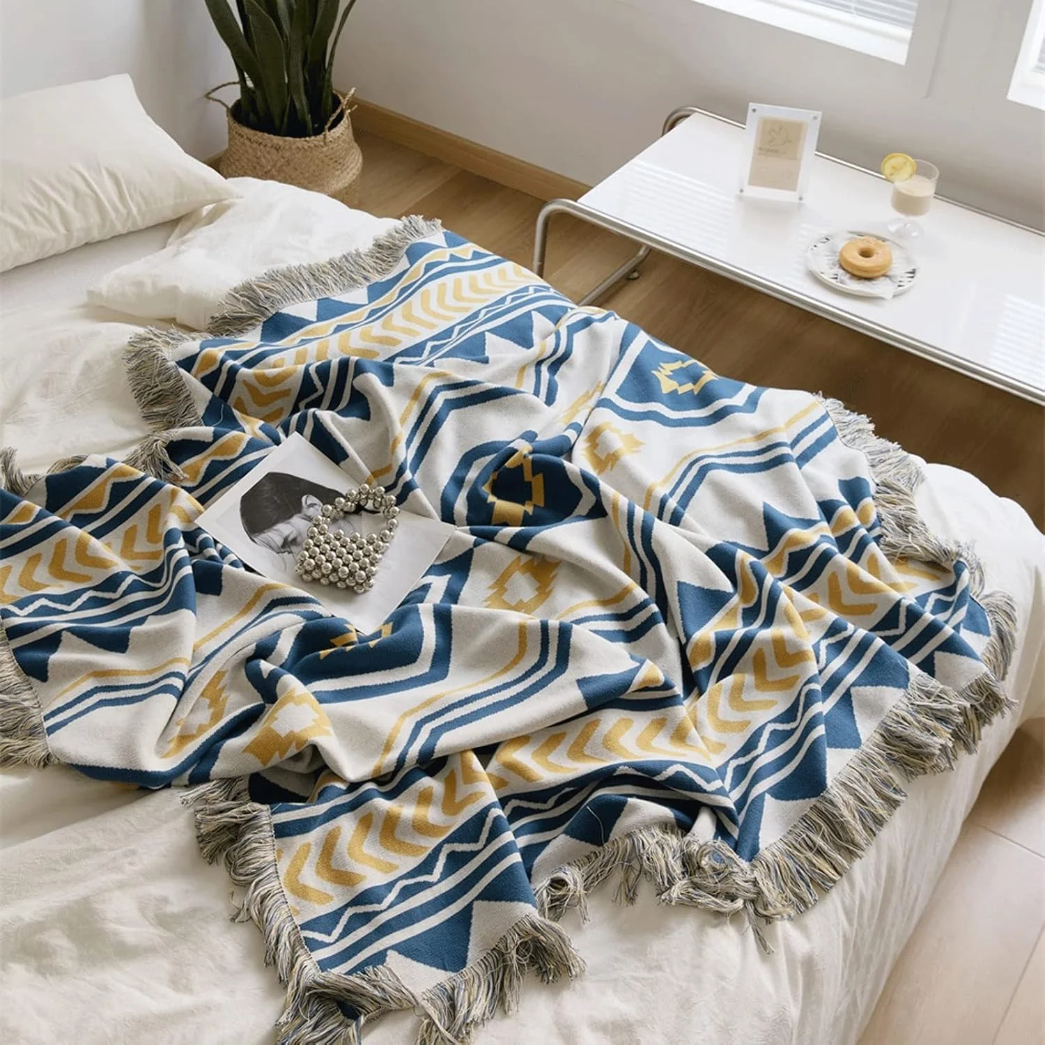 پتو UGFVGYTG طرح هندسی، پتوی بافتنی نخی نرم و ضخیم، پتوی شیک تزئینی و پوشیدنی (آبی تیره) پتو UGFVGYTG طرح هندسی، پتوی بافتنی نخی نرم و ضخیم، پتوی شیک تزئینی و پوشیدنی (آبی تیره)