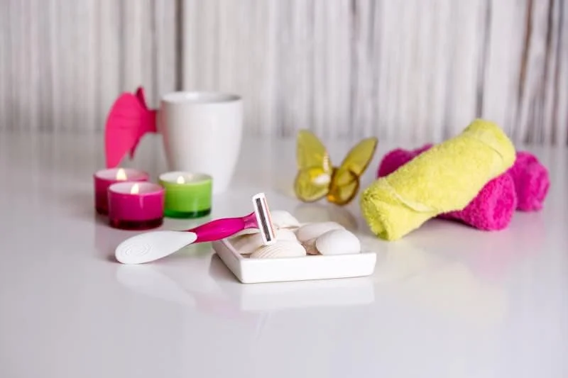 خودتراش سه تیغه یکبار مصرف زنانه بیک Soleil Scent بسته 4+2 عدد رایگان خودتراش سه تیغه یکبار مصرف زنانه بیک Soleil Scent بسته 4+2 عدد رایگان