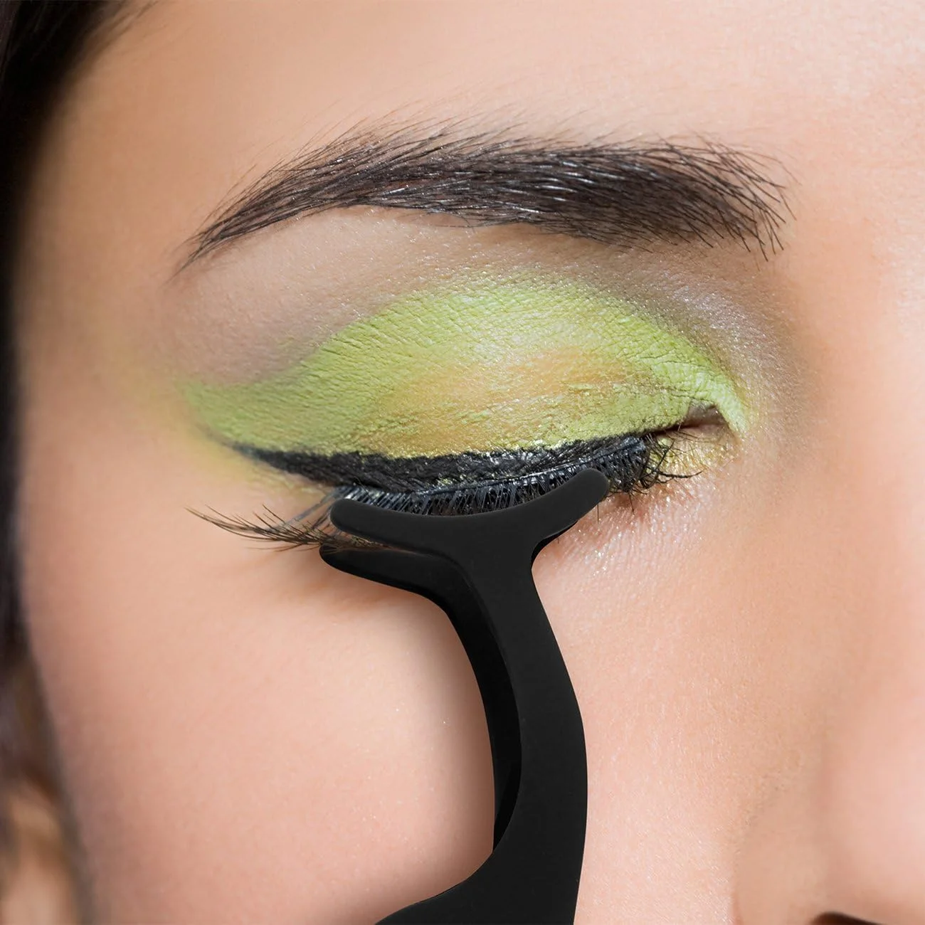 ست ابزار پیرایش ابرو MOMENT، 5 تکه، شامل تیغ ابرو، برس ابرو، قیچی ابرو، موچین، اپلیکاتور مژه برای زنان و مردان