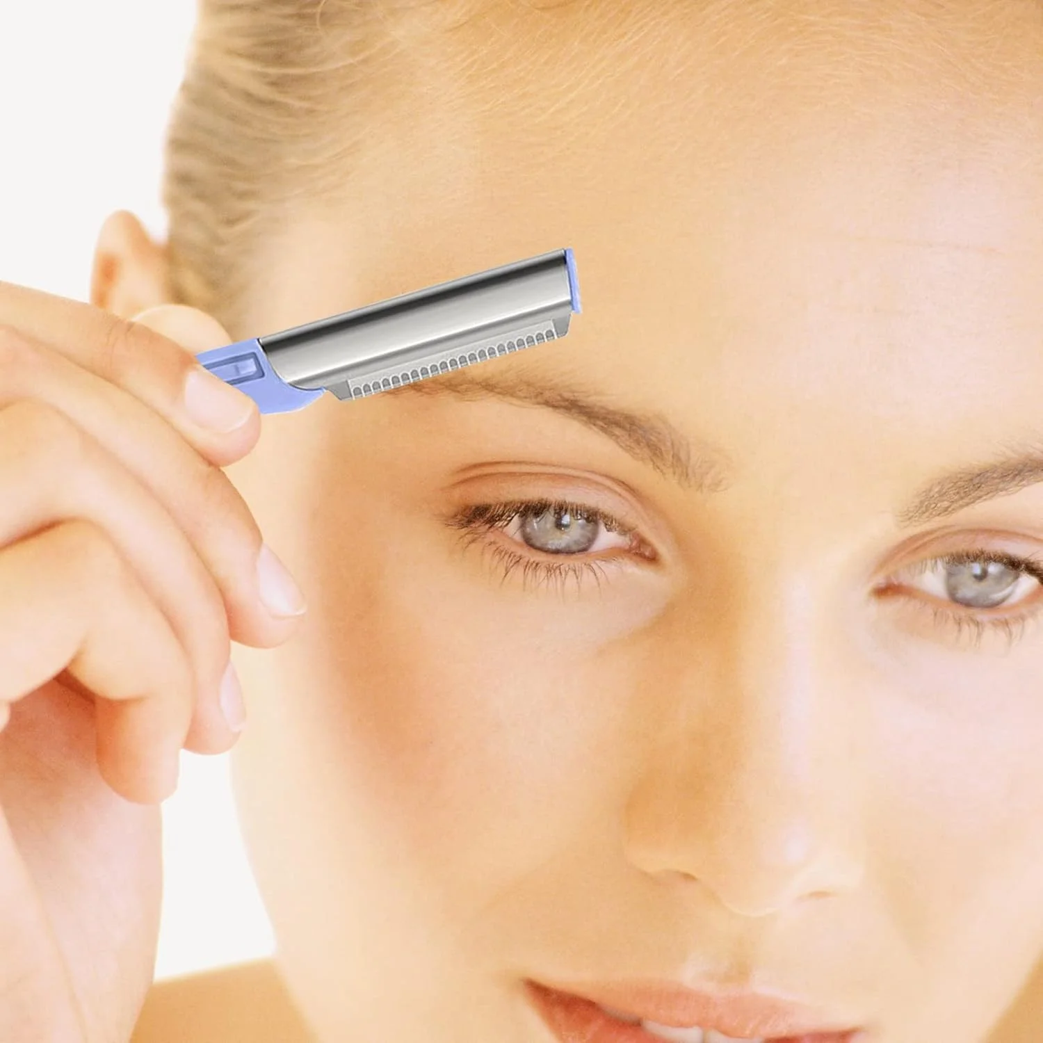 تیغ ابرو زنانه NALACAL بسته 4 عددی، تیغ صورت زنانه با درپوش، موبر ایمن صورت، ابزار اصلاح و حالت دهنده چند منظوره ابرو - آبی تیغ ابرو زنانه NALACAL بسته 4 عددی، تیغ صورت زنانه با درپوش، موبر ایمن صورت، ابزار اصلاح و حالت دهنده چند منظوره ابرو - آبی