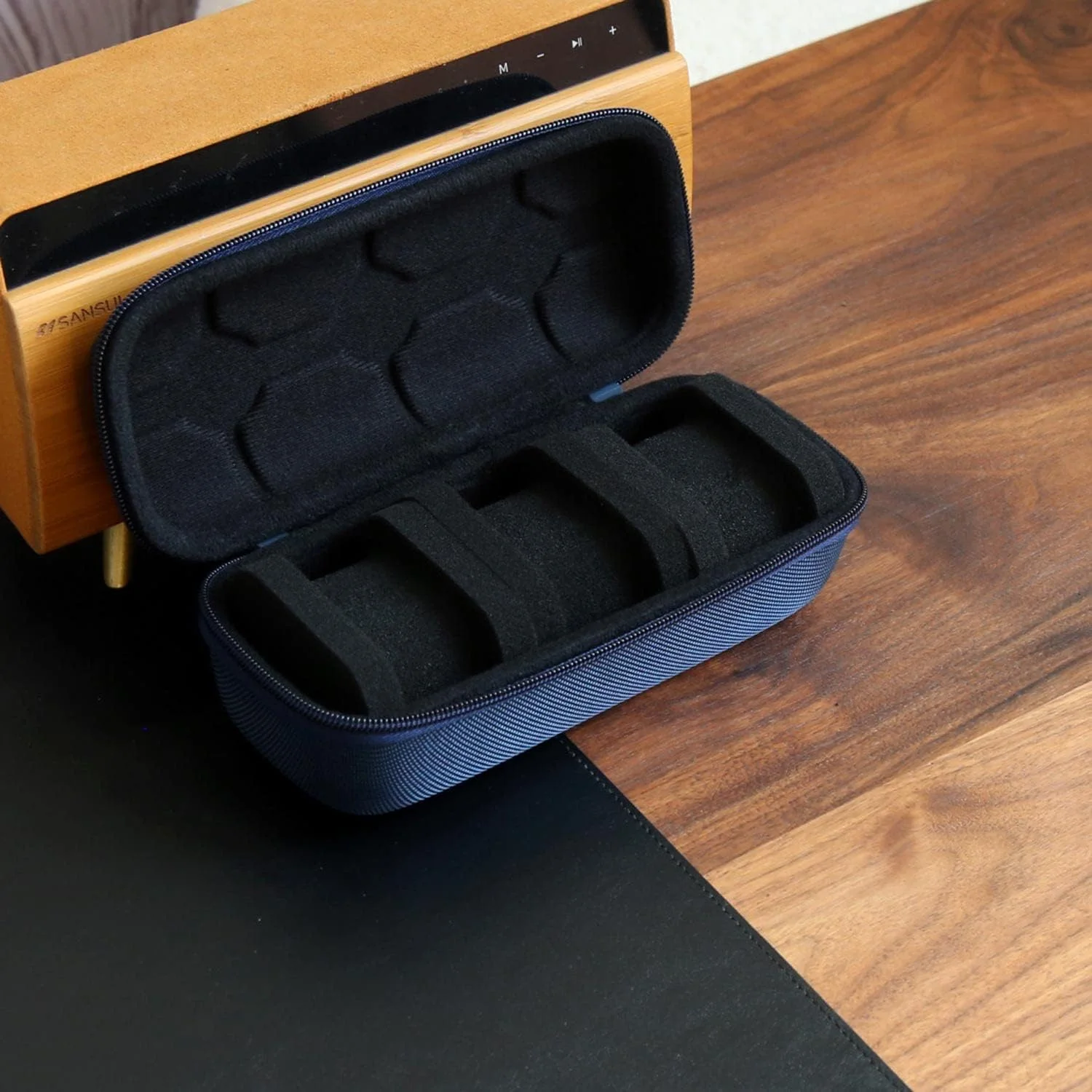 جعبه نگهداری ساعت Besforu برای آقایان و بانوان، جعبه مسافرتی 3 ساعته، نگهدارنده قابل حمل برای نمایش ساعت مچی و ساعت های هوشمند تا 61 میلی متر