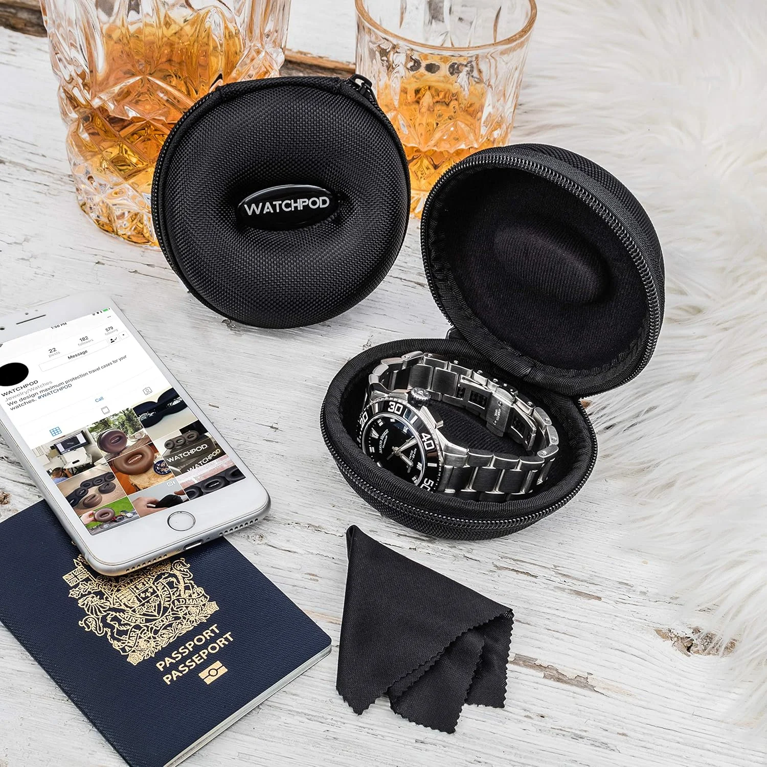 کیف مسافرتی ساعت WATCHPOD | جعبه تک ساعت با زیپ برای نگهداری | جعبه ساعت گرد قابل حمل و بالشتک دار برای مسافرت | مناسب برای تمام ساعت های مچی و ساعت های هوشمند تا 50 میلی متر (مشکی)