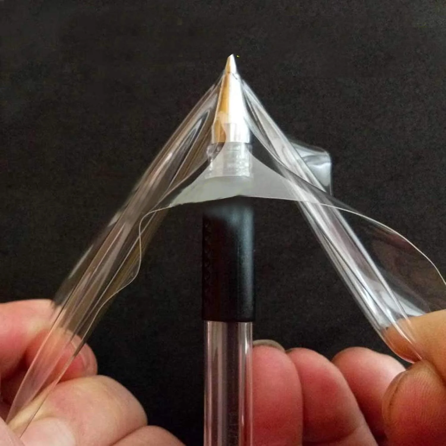 محافظ صفحه نمایش Blueshaweu Onetuo سازگار با ساعت هوشمند زنانه Enomir 1.69 اینچ، محافظ صفحه نمایش TPU شفاف و انعطاف پذیر HD برای ساعت هوشمند ENOMIR 1.69 اینچی (بسته 6 عددی)