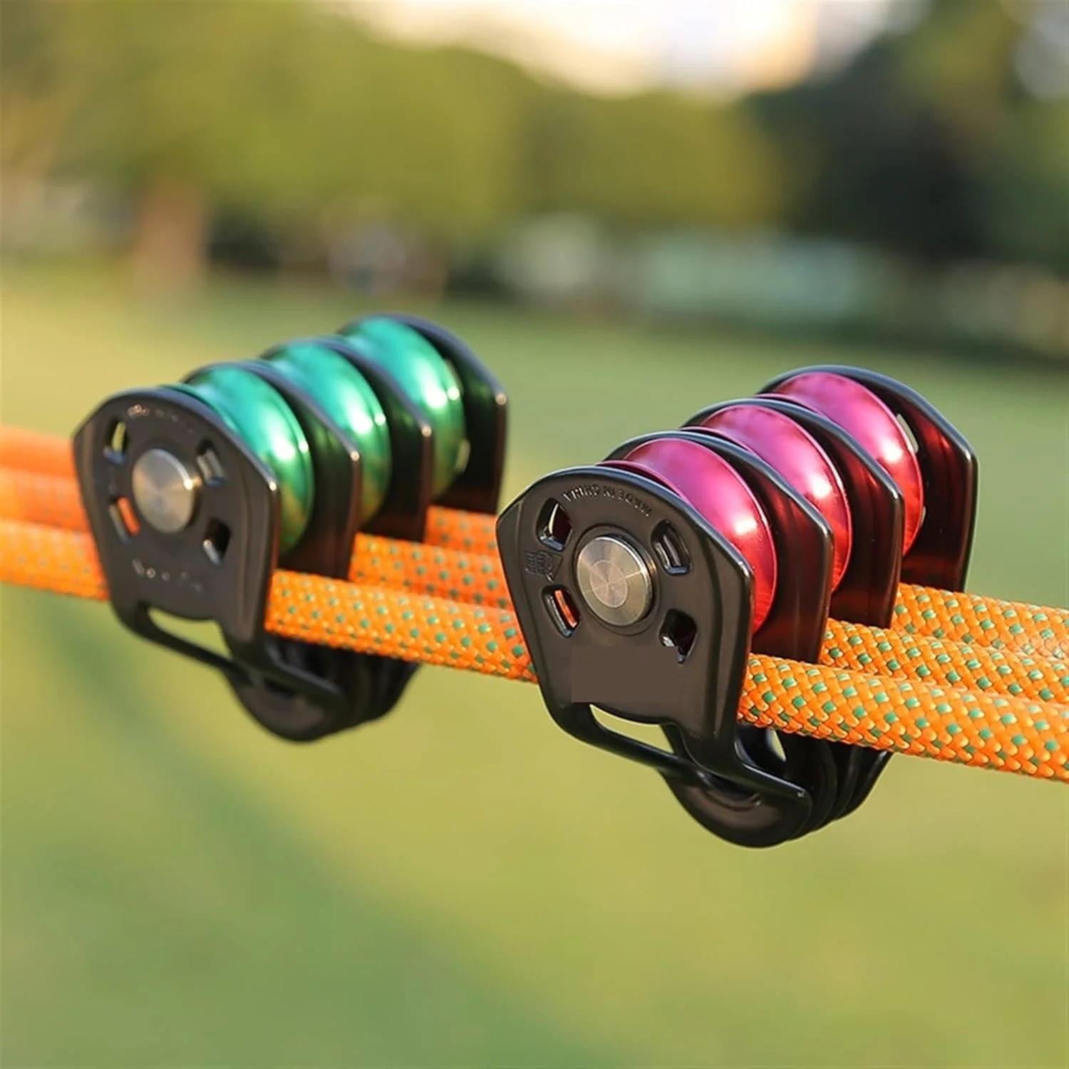 سیستم قرقره YYVVBBF، سیستم سه قرقره طناب کشویی در فضای باز، حمل و نقل طناب بالابر، گروه قرقره نجات سنگ نوردی (آبی تیره) سیستم قرقره YYVVBBF، سیستم سه قرقره طناب کشویی در فضای باز، حمل و نقل طناب بالابر، گروه قرقره نجات سنگ نوردی (آبی تیره)