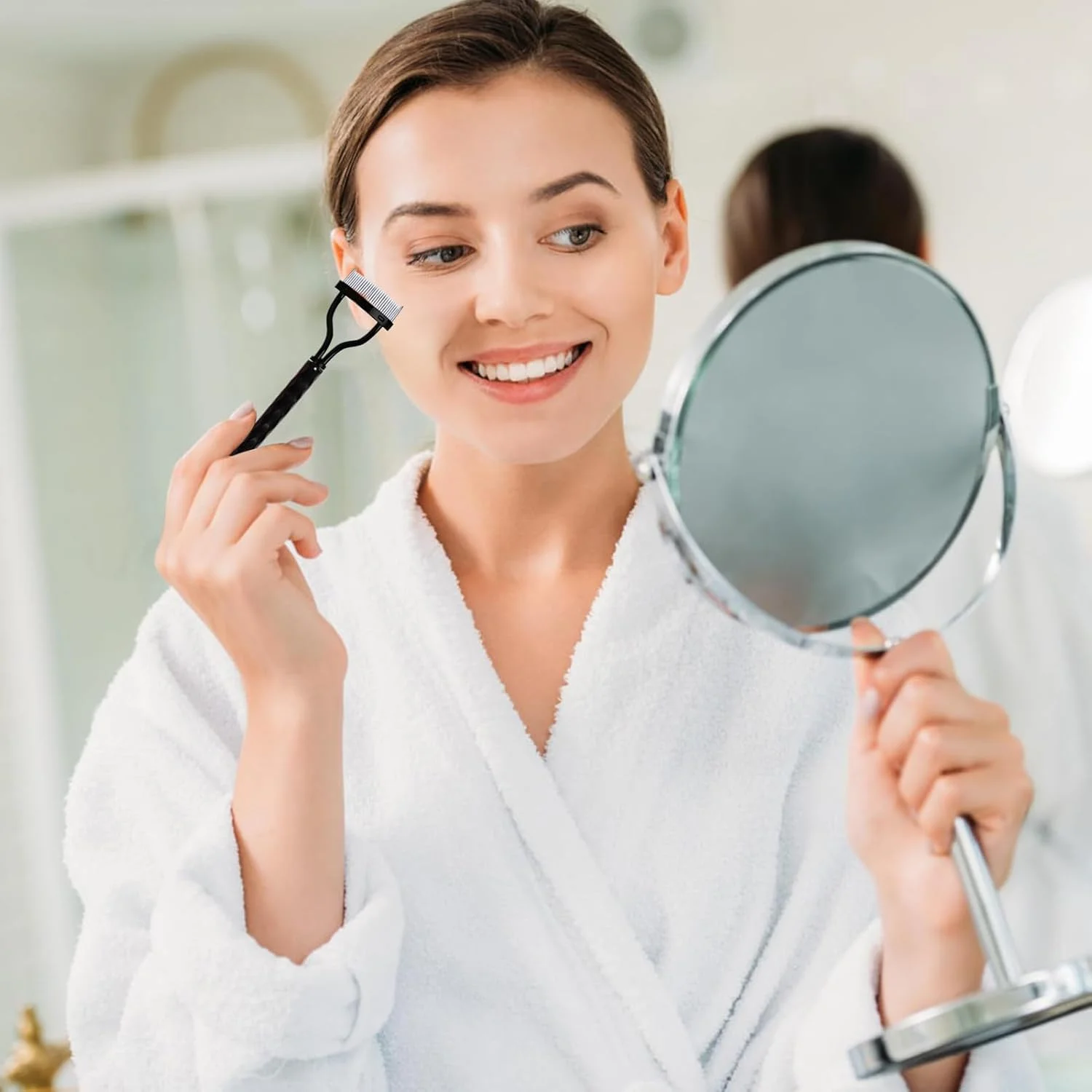 شانه ریمل، بسته 2 عددی شانه جداکننده مژه با دندانه های فلزی به همراه پوشش | شانه حالت دهنده، برس ابرو ابزار آرایشی، لوازم آرایش برای خانم ها شانه ریمل، بسته 2 عددی شانه جداکننده مژه با دندانه های فلزی به همراه پوشش | شانه حالت دهنده، برس ابرو ابزار آرایشی، لوازم آرایش برای خانم ها