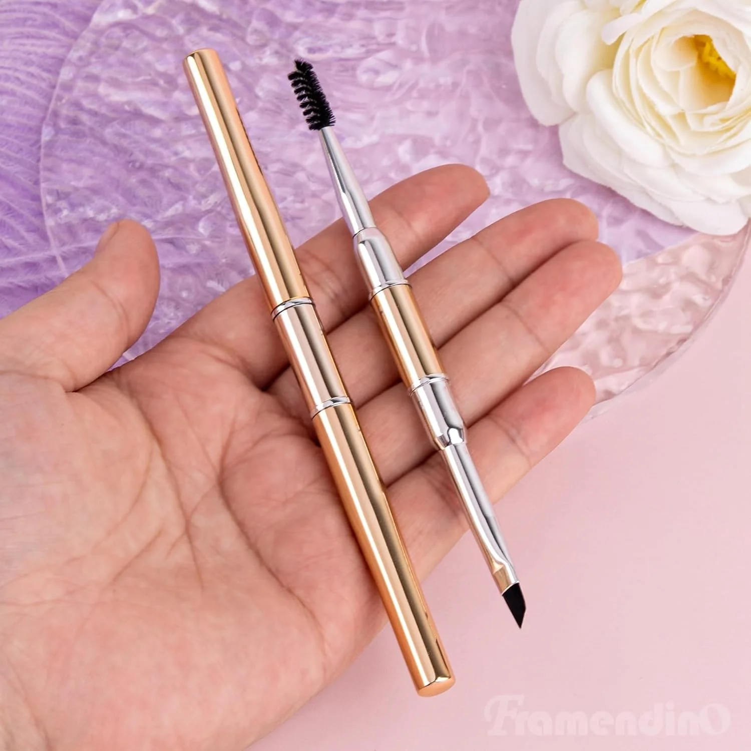فرامندینو، برس ابرو حرفه ای دو سر، بسته 2 عددی، برس زاویه دار برای شکل دادن و پر کردن ابروها فرامندینو، برس ابرو حرفه ای دو سر، بسته 2 عددی، برس زاویه دار برای شکل دادن و پر کردن ابروها