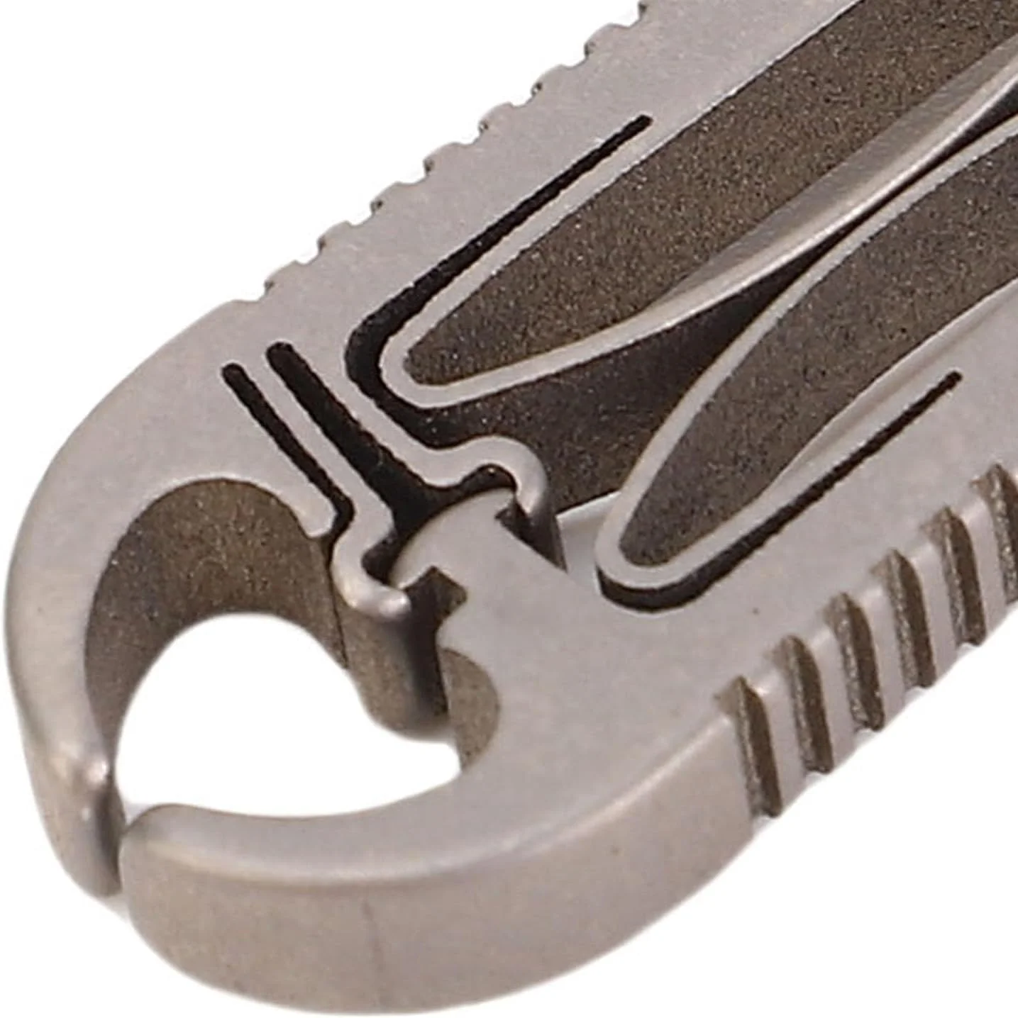 قیچی موی بینی Domary، ابزار پیرایش بادوام با نوک گرد آلیاژ تیتانیوم، قابل حمل برای آقایان و بانوان قیچی موی بینی Domary، ابزار پیرایش بادوام با نوک گرد آلیاژ تیتانیوم، قابل حمل برای آقایان و بانوان