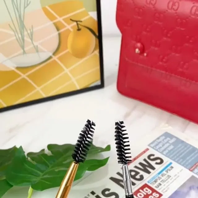 ست 11 عددی تیغ ابرو Bukela، شامل ابزار اصلاح، تیغ صورت، برس ابرو، قیچی ابرو، موچین به همراه کیف نگهداری برای خانم ها و آقایان ست 11 عددی تیغ ابرو Bukela، شامل ابزار اصلاح، تیغ صورت، برس ابرو، قیچی ابرو، موچین به همراه کیف نگهداری برای خانم ها و آقایان