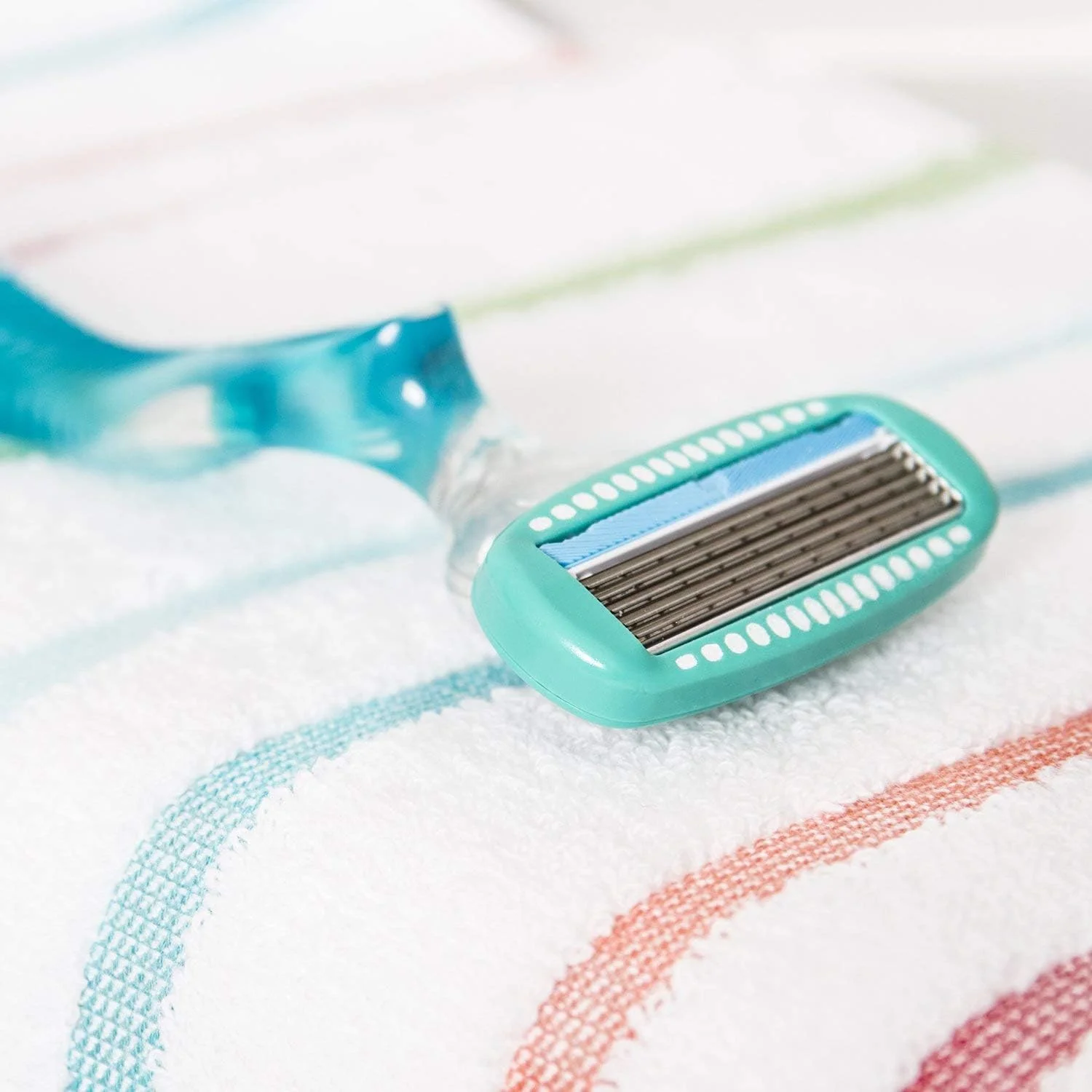 Schick Hydro Silk Sensitive Women's Razor | 5-Blade Razors for Women Sensitive Skin | Womens Razors Sensitive Skin | 1 Handle & 2 Razor Blade Refills Schick Hydro Silk Sensitive Women's Razor | 5-Blade Razors for Women Sensitive Skin | Womens Razors Sensitive Skin | 1 Handle & 2 Razor Blade Refills