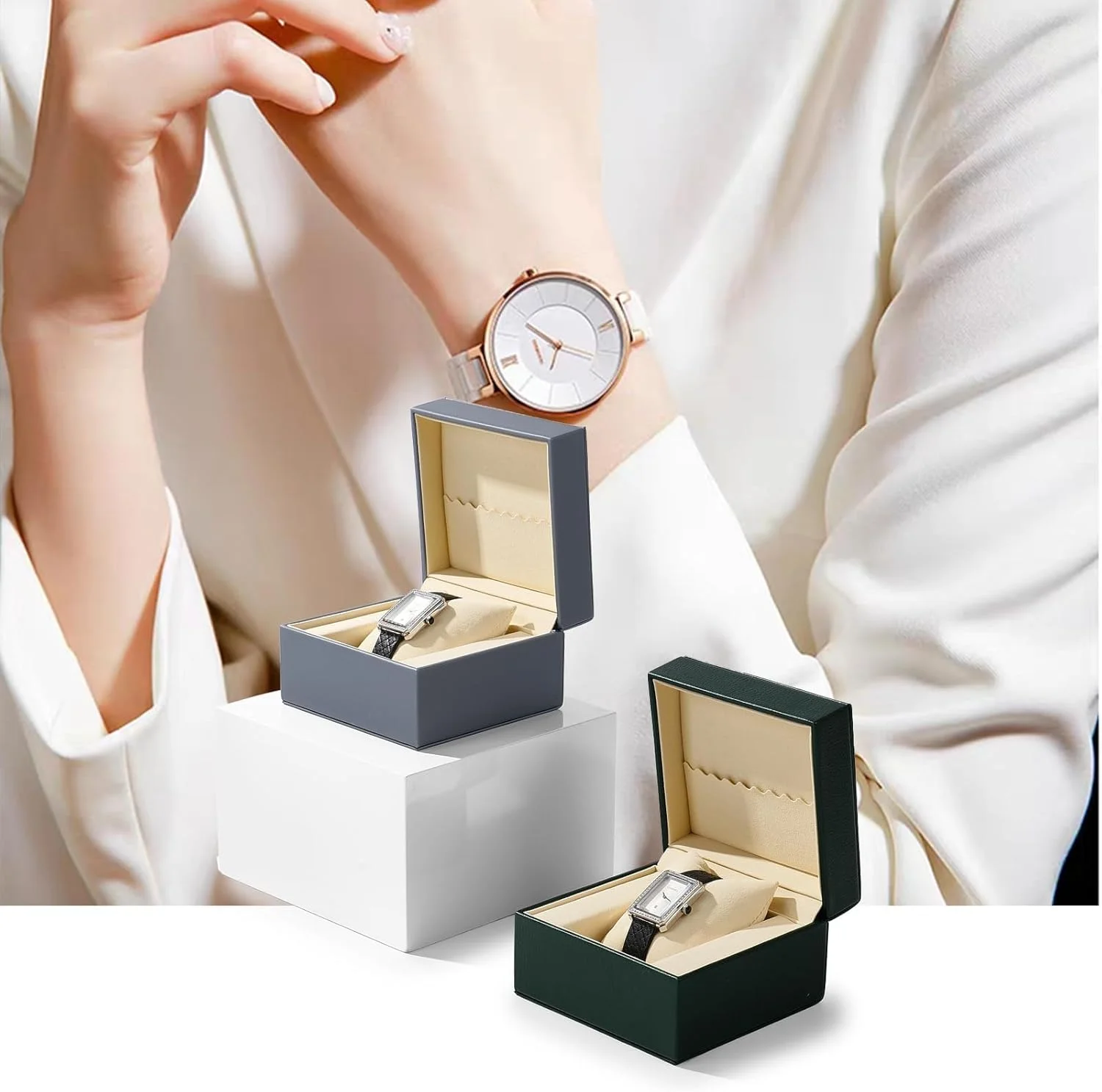 جعبه ساعت LBOYLOVE®، جعبه تکی ساعت چرمی PU با کوسن جداشدنی برای زنان و مردان، جعبه نمایش ساعت، جعبه نگهداری قابل حمل برای ساعت مچی، ساعت های هوشمند، دستبندها جعبه ساعت LBOYLOVE®، جعبه تکی ساعت چرمی PU با کوسن جداشدنی برای زنان و مردان، جعبه نمایش ساعت، جعبه نگهداری قابل حمل برای ساعت مچی، ساعت های هوشمند، دستبندها