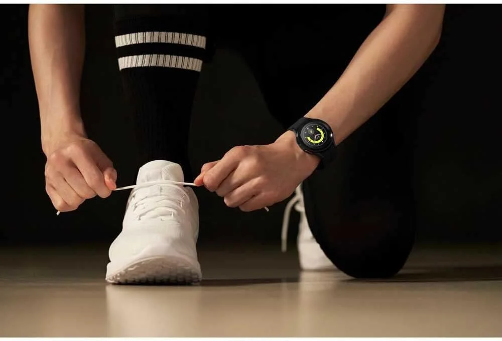 ساعت هوشمند سامسونگ گلکسی واچ 5 پرو گرد بلوتوثی با سیستم عامل Wear OS مناسب فعالیت های ورزشی و ردیابی تناسب اندام، بدنه تیتانیومی 45 میلی متری مشکی ساعت هوشمند سامسونگ گلکسی واچ 5 پرو گرد بلوتوثی با سیستم عامل Wear OS مناسب فعالیت های ورزشی و ردیابی تناسب اندام، بدنه تیتانیومی 45 میلی متری مشکی
