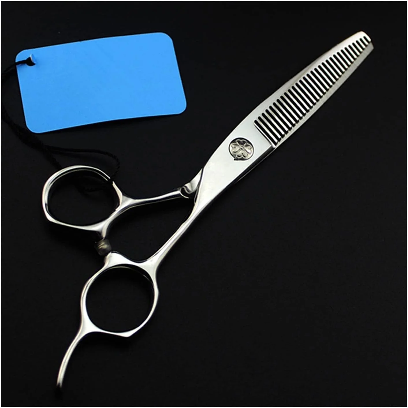 قیچی آرایشگری 6 اینچی، قیچی پیرایش، قیچی اره ای، قیچی آرایشگری، قیچی دندانپزشکی، قیچی آرایشگر، قیچی کوتاهی مو (اره ای) قیچی آرایشگری 6 اینچی، قیچی پیرایش، قیچی اره ای، قیچی آرایشگری، قیچی دندانپزشکی، قیچی آرایشگر، قیچی کوتاهی مو (اره ای)