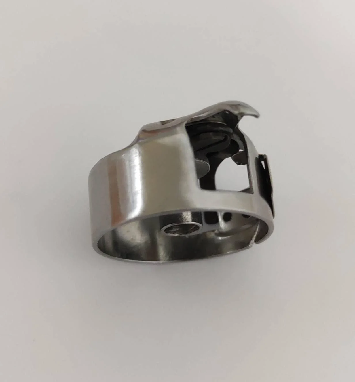 جعبه ماسوره شماره #4114962-01 + نخبر با کیفیت برای چرخ خیاطیهای وایکینگ و وایت جعبه ماسوره شماره #4114962-01 + نخبر با کیفیت برای چرخ خیاطیهای وایکینگ و وایت