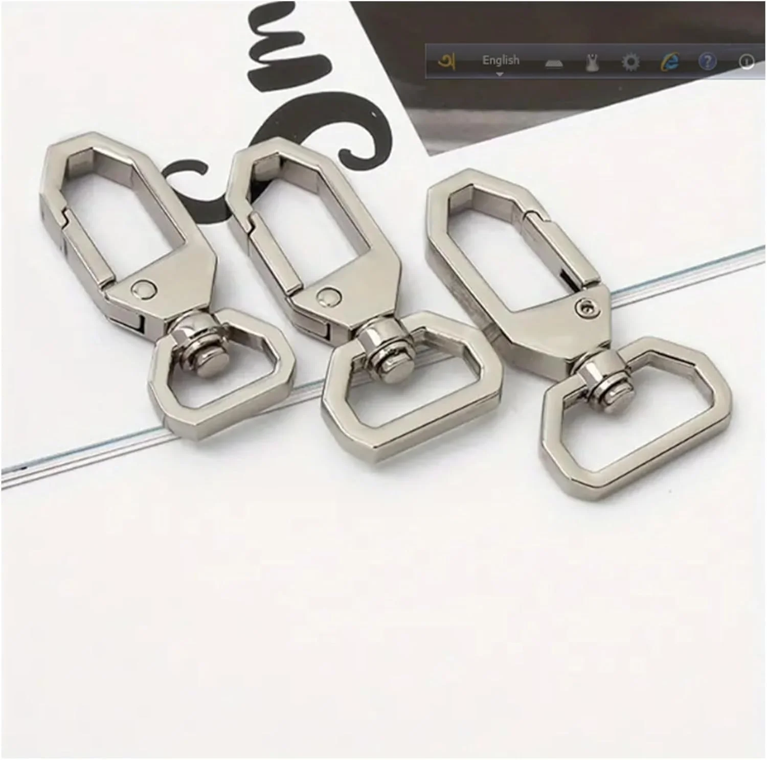 6 Pcs 1.96 inch Gold Thickened Wide Edge Keychain Hooks - Durable Zinc Alloy Metal Buckles for Backpacks, Bags, Shoulder Straps, and Dog Accessories