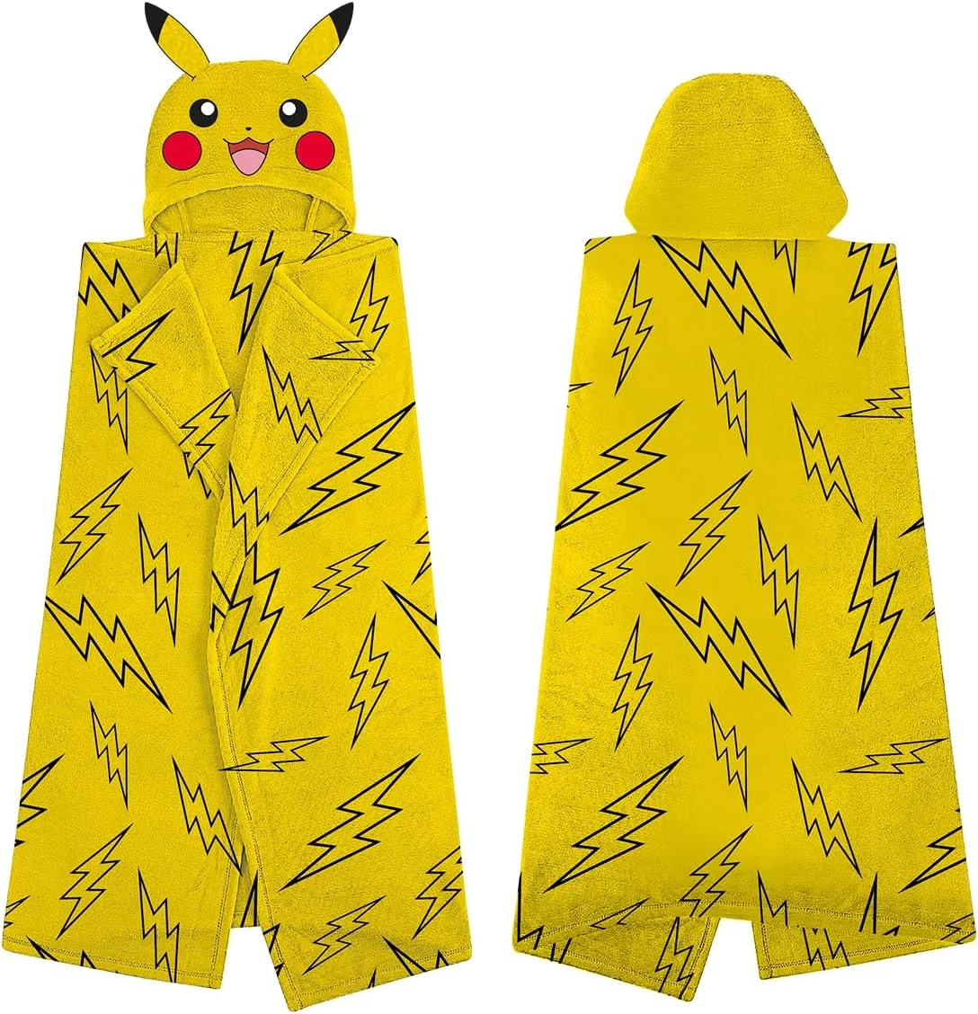 پتو پشم گوسفند نما کلاه دار رسمی پوکمون از Character World | پتو زرد گرم و فوق العاده نرم، طرح سر سه بعدی پیکاچو | ایده آل برای خانه، اتاق خواب، مهمانی های شبانه و کمپینگ | سایز 100x120 سانتی متر