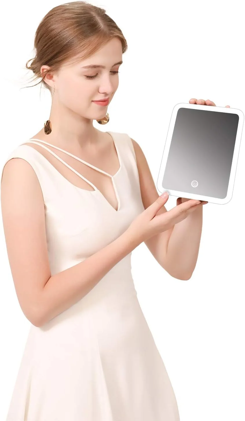 آینه آرایشی چراغ دار Summer Snow LED، آینه آرایشی بزرگ معمولی با نور سه رنگ، آینه مسافرتی بزرگنمایی 10 برابر قابل جابجایی. دوگانه، آینه رومیزی با چرخش 180 درجه قابل شارژ آینه آرایشی چراغ دار Summer Snow LED، آینه آرایشی بزرگ معمولی با نور سه رنگ، آینه مسافرتی بزرگنمایی 10 برابر قابل جابجایی. دوگانه، آینه رومیزی با چرخش 180 درجه قابل شارژ