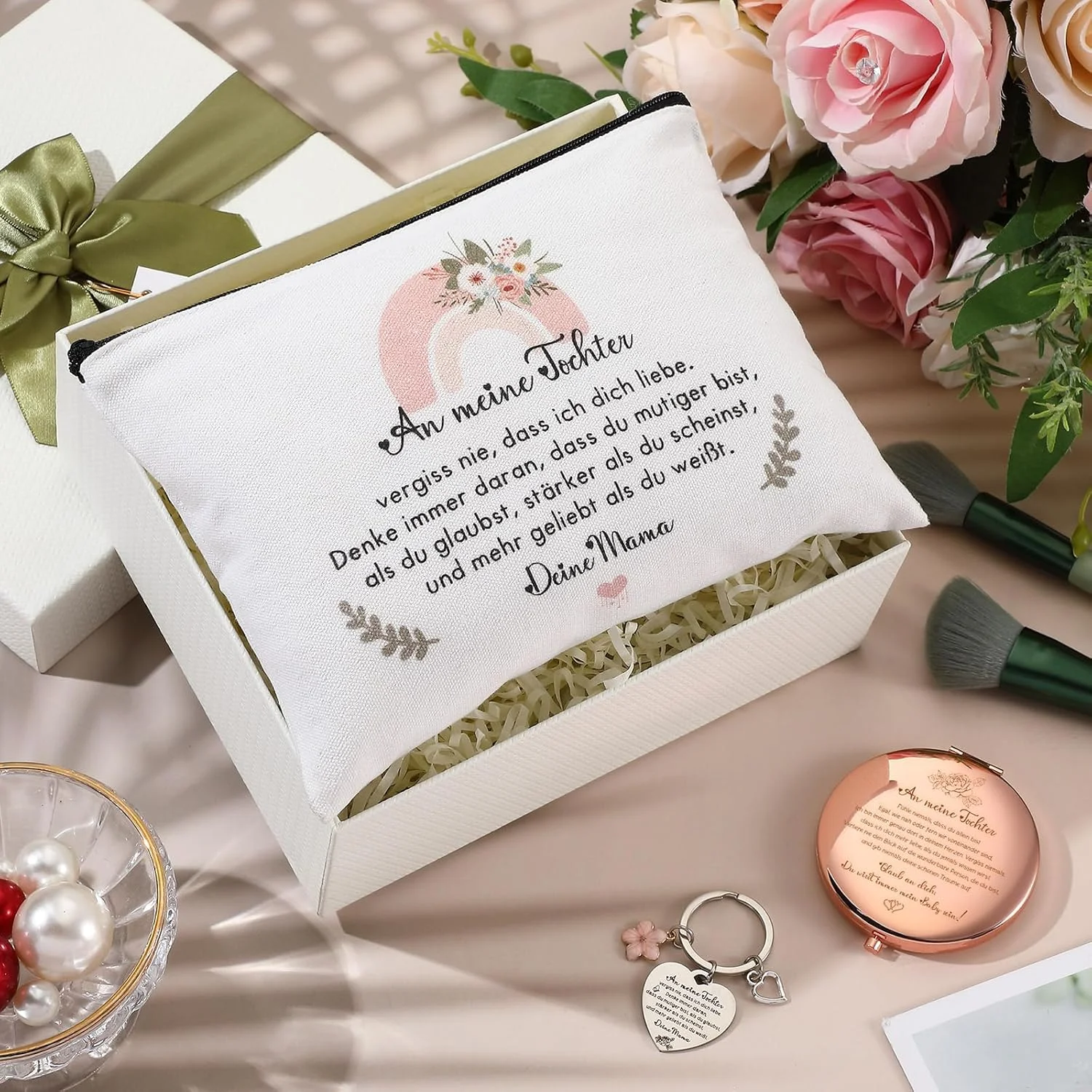 ست هدیه مادر و دختر Xuniea شامل 1 کیف آرایشی شخصی‌سازی‌شده، 1 آینه آرایشی قابل حمل، 1 جاکلیدی، هدیه تولد 18 سالگی برای دختر