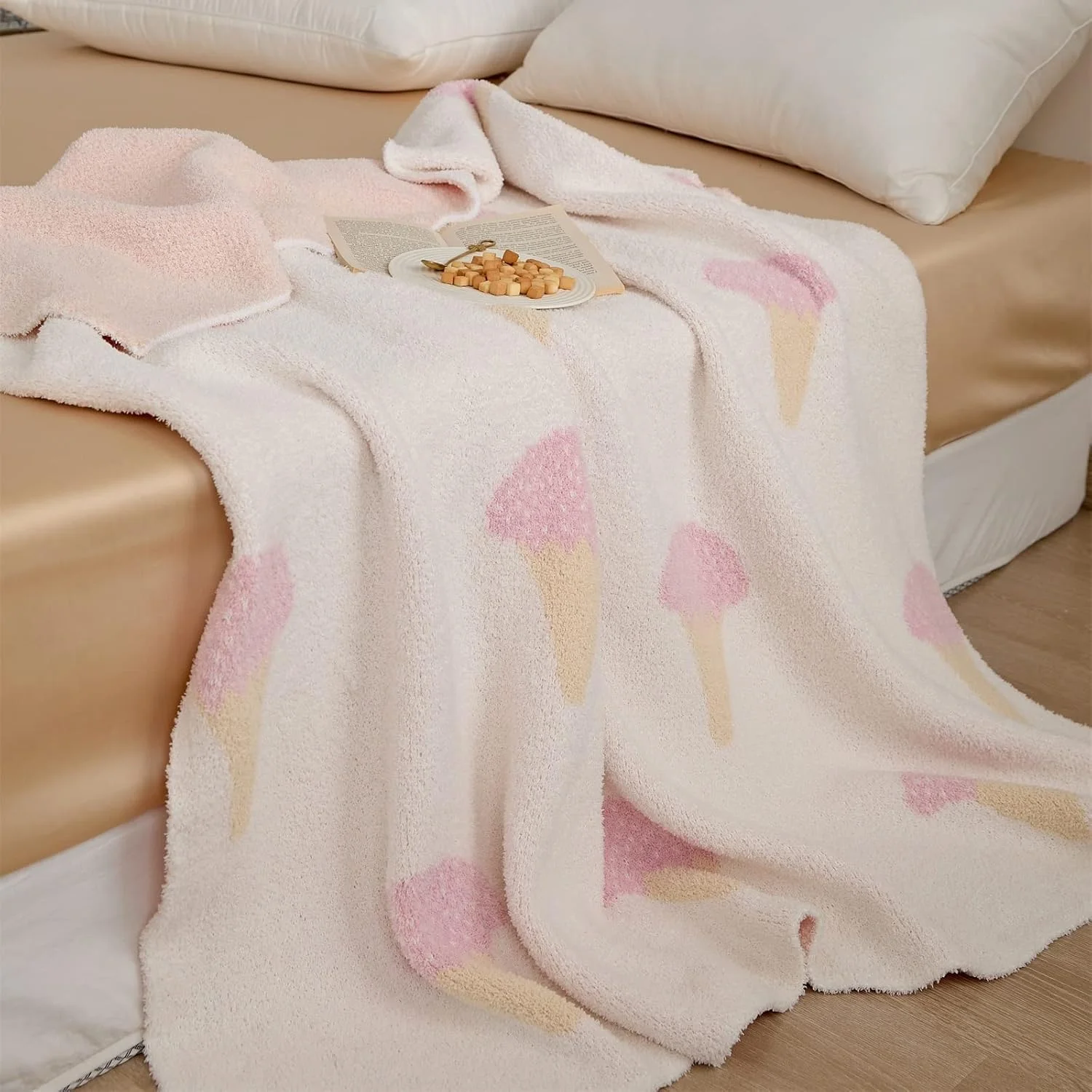 پتو یاهوایی طرح بستنی ژاکارد، نرم، لطیف، کرکی، پشمی، خزدار، میکروفایبر بافتنی مناسب مبل، تخت و صندلی