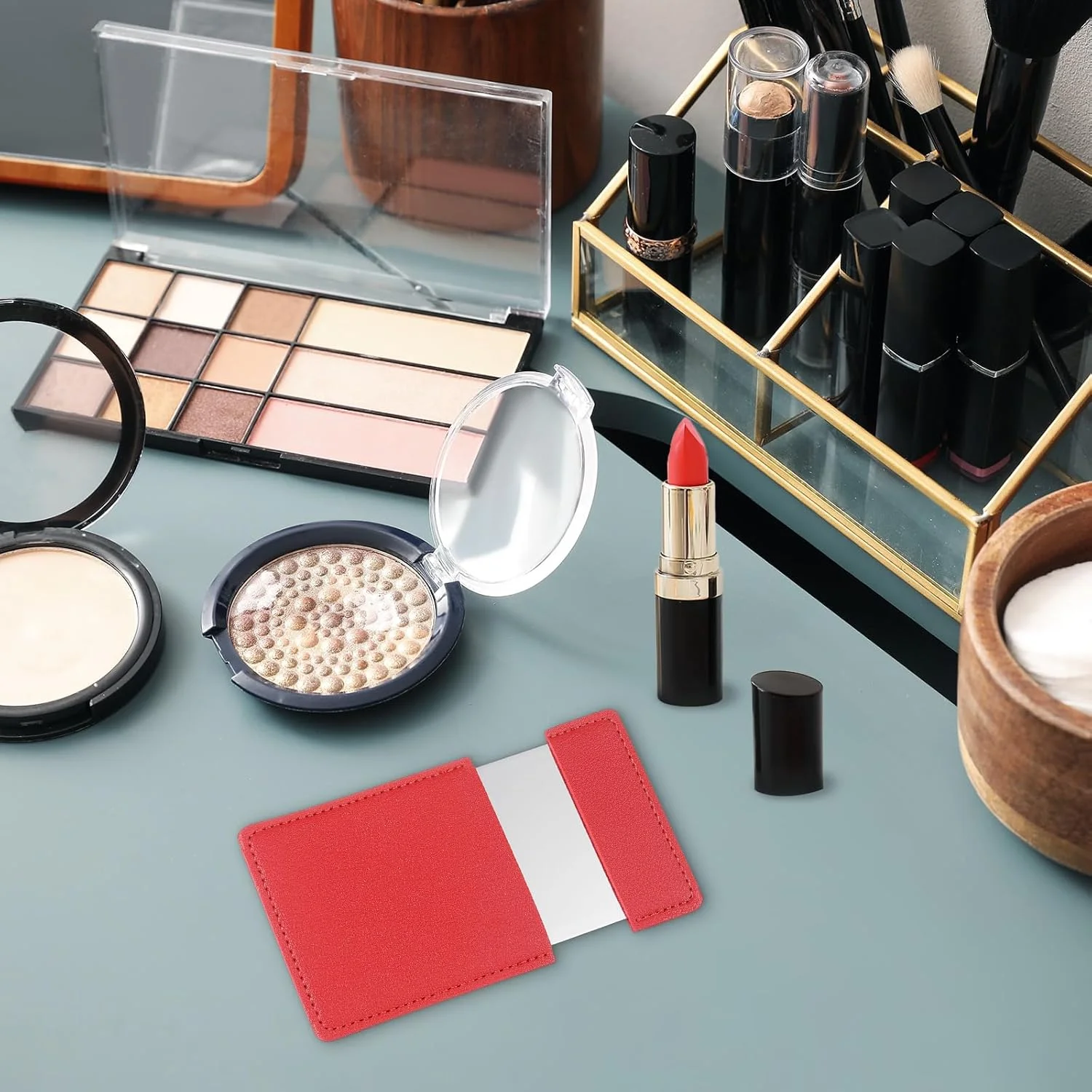 آینه جیبی کوچک مناسب کیف پول، آینه آرایشی استیل ضد زنگ با کیف چرمی، آینه دستی مسافرتی برای زنان، دختران، کیف پول، هدیه (قهوه ای، 6.2x9.5 سانتی متر) آینه جیبی کوچک مناسب کیف پول، آینه آرایشی استیل ضد زنگ با کیف چرمی، آینه دستی مسافرتی برای زنان، دختران، کیف پول، هدیه (قهوه ای، 6.2x9.5 سانتی متر)