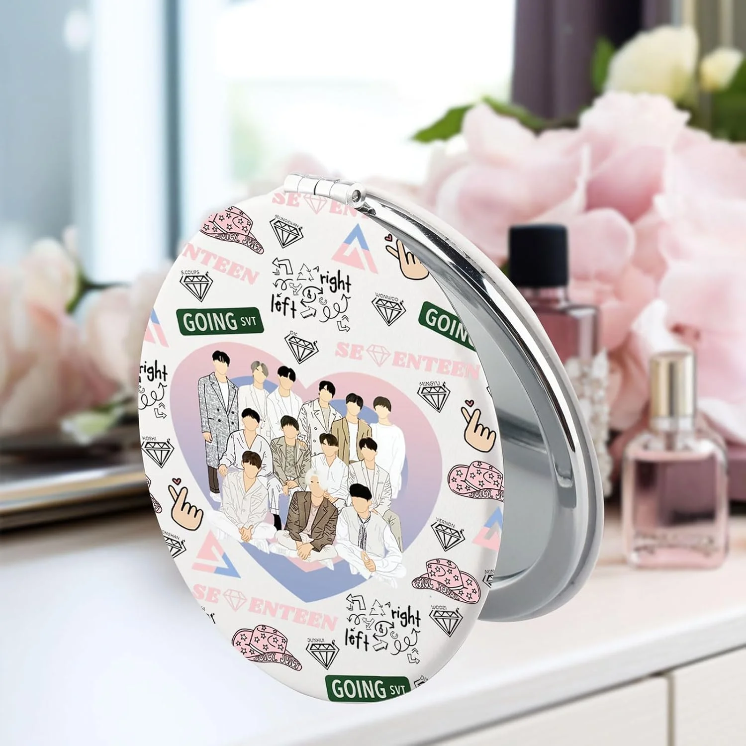 آینه جیبی 17 قسمتی SEIRAA K-Pop، هدیه ای برای طرفداران Kpop 17، لوازم جانبی Seventeen Kpop 17، آینه آرایشی جمع و جور (Going)
