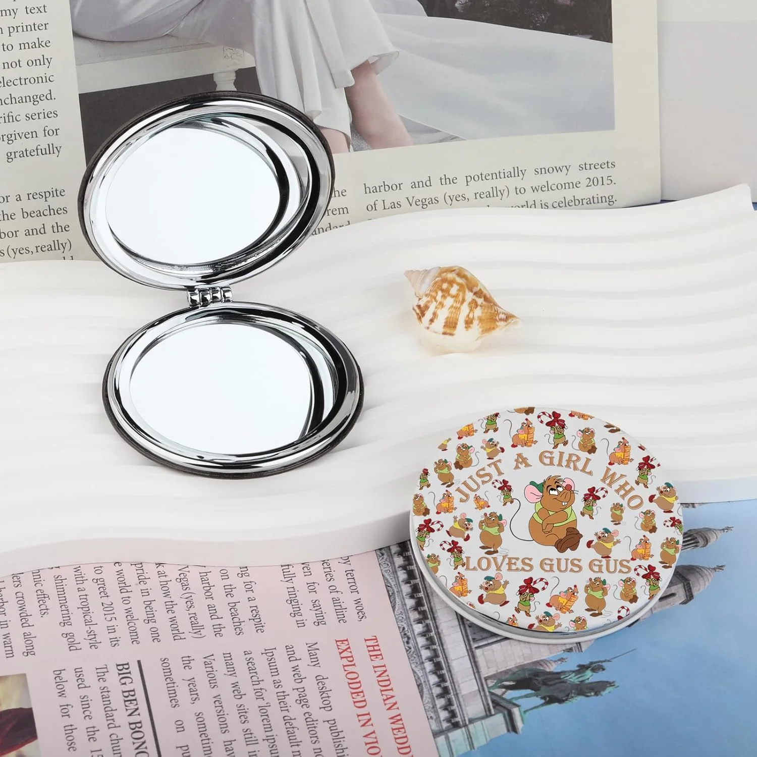 آینه آرایشی جیبی PLITI Gus Gus Gifts با الهام از سیندرلا، هدیه ای برای طرفداران گاس گاس (زنی که عاشق گاس گاس است)