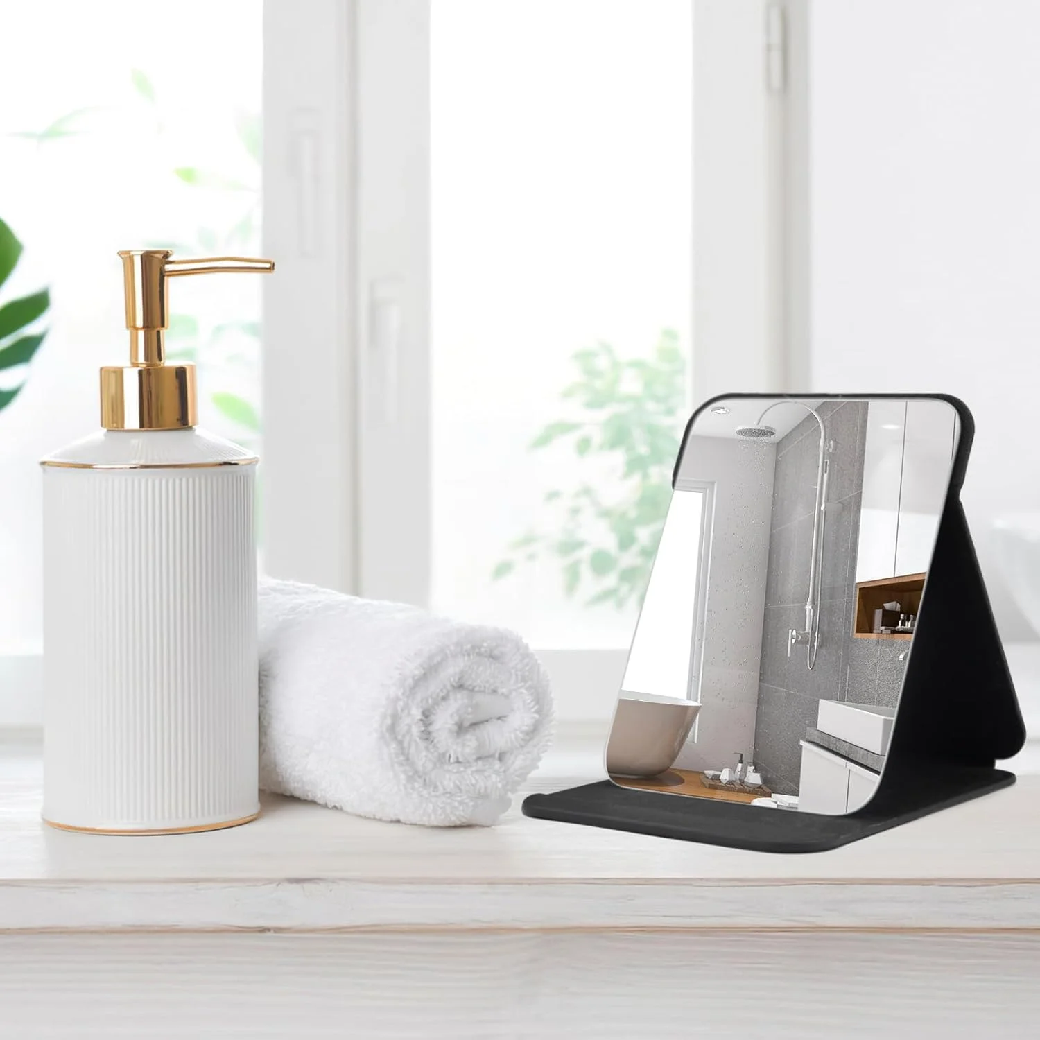 آینه تاشو قابل حمل، 16x11 سانتی متر آینه آرایش فشرده سوپر HD، آینه مسافرتی چرمی PU مشکی، آینه کوچک رومیزی ایستاده، آینه صورت تاشو رومیزی برای میز کار آینه تاشو قابل حمل، 16x11 سانتی متر آینه آرایش فشرده سوپر HD، آینه مسافرتی چرمی PU مشکی، آینه کوچک رومیزی ایستاده، آینه صورت تاشو رومیزی برای میز کار