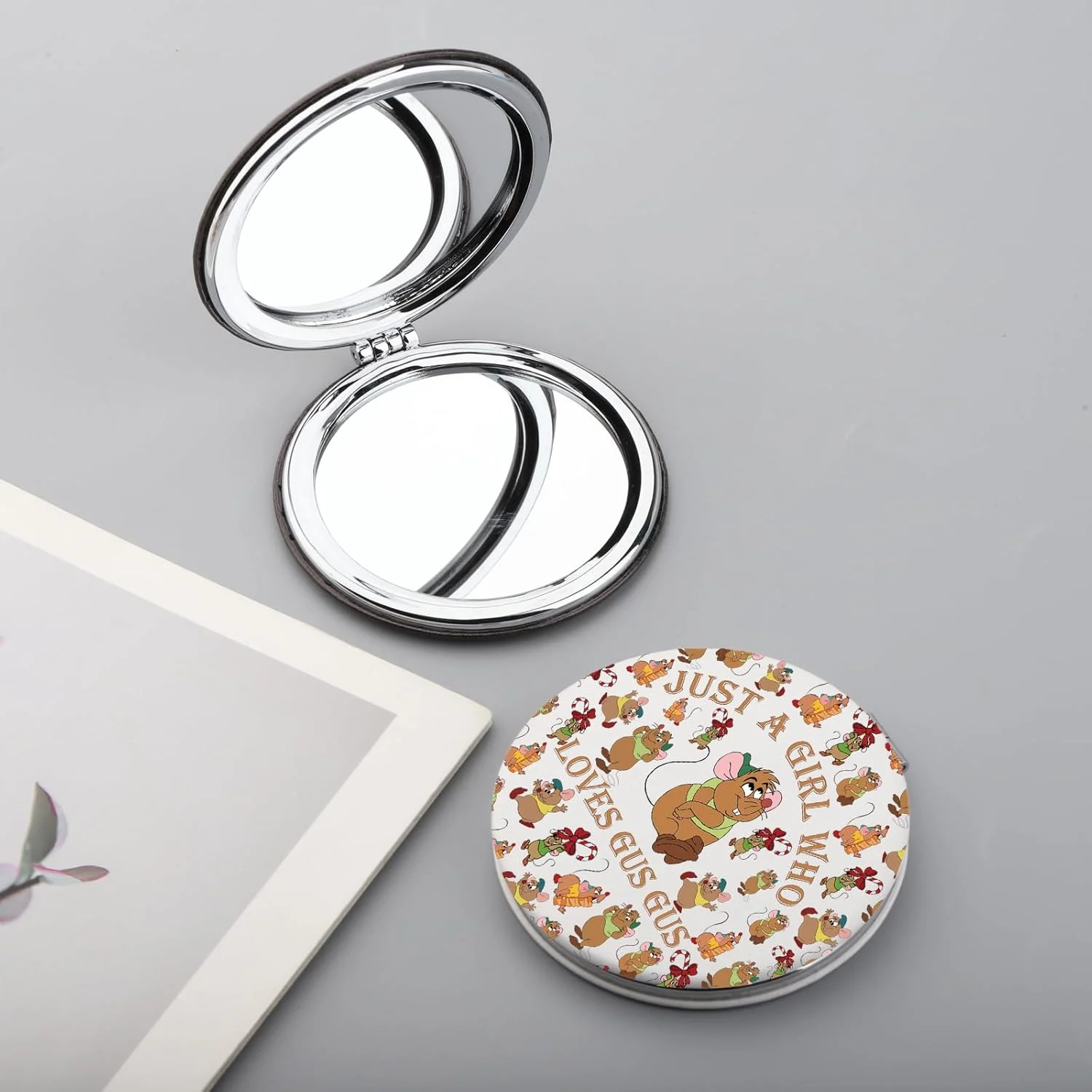 آینه آرایشی جیبی PLITI Gus Gus Gifts با الهام از سیندرلا، هدیه ای برای طرفداران گاس گاس (زنی که عاشق گاس گاس است)