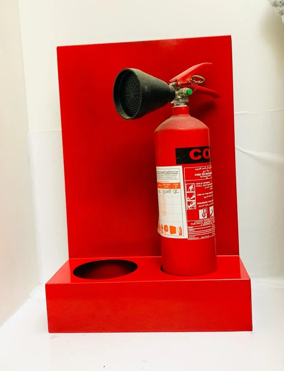 پایه کپسول آتش نشانی قرمز