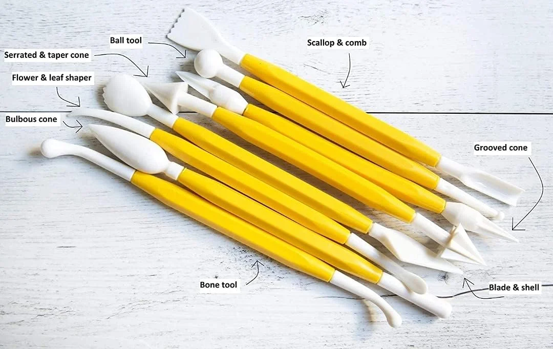 مجموعه پهروین ونچرز شامل 3 بسته خمیر اپوکسی فوی کریل مولدیت/ مولد ایت/ شیلپکار (هر بسته 50 گرم) + ابزار سفالگری/ ابزار مدل سازی/ ابزار مجسمه سازی (مجموعه 8 ابزار دو طرفه) برای هنر و صنایع دستی